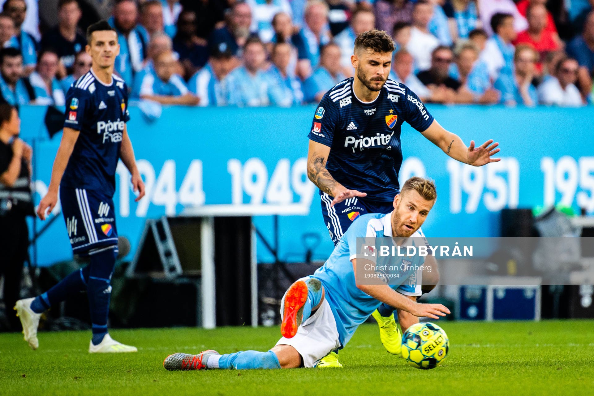 Malmö FFs Rasmus Bengtsson och Djurgårdens Astrit