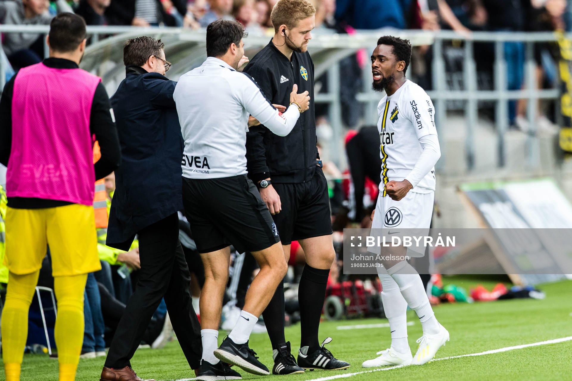 AIK:s Heradi Rashidi jublar efter 1-3 under fotbollsmatchen i Allsvenskan mellan Östersund och AIK den 25 Augusti 2019 i Östersund.