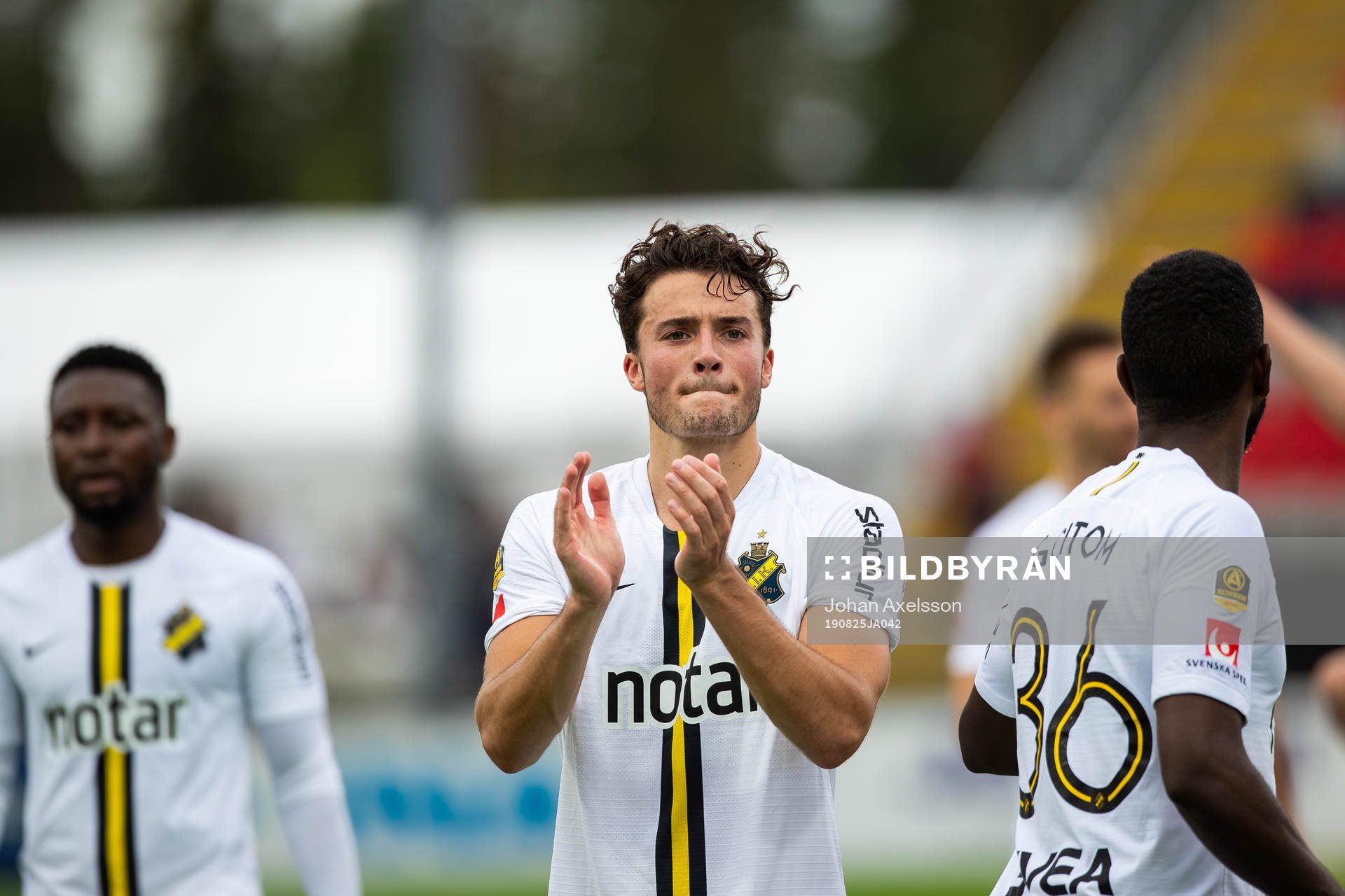 AIK:s Daniel Granli jublar efter fotbollsmatchen i Allsvenskan mellan Östersund och AIK den 25 Augusti 2019 i Östersund.
