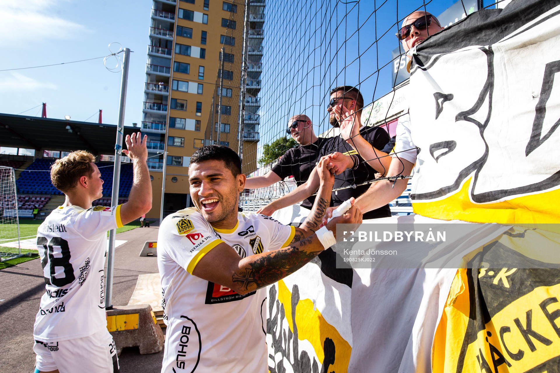 Häckens Paulinho jublar