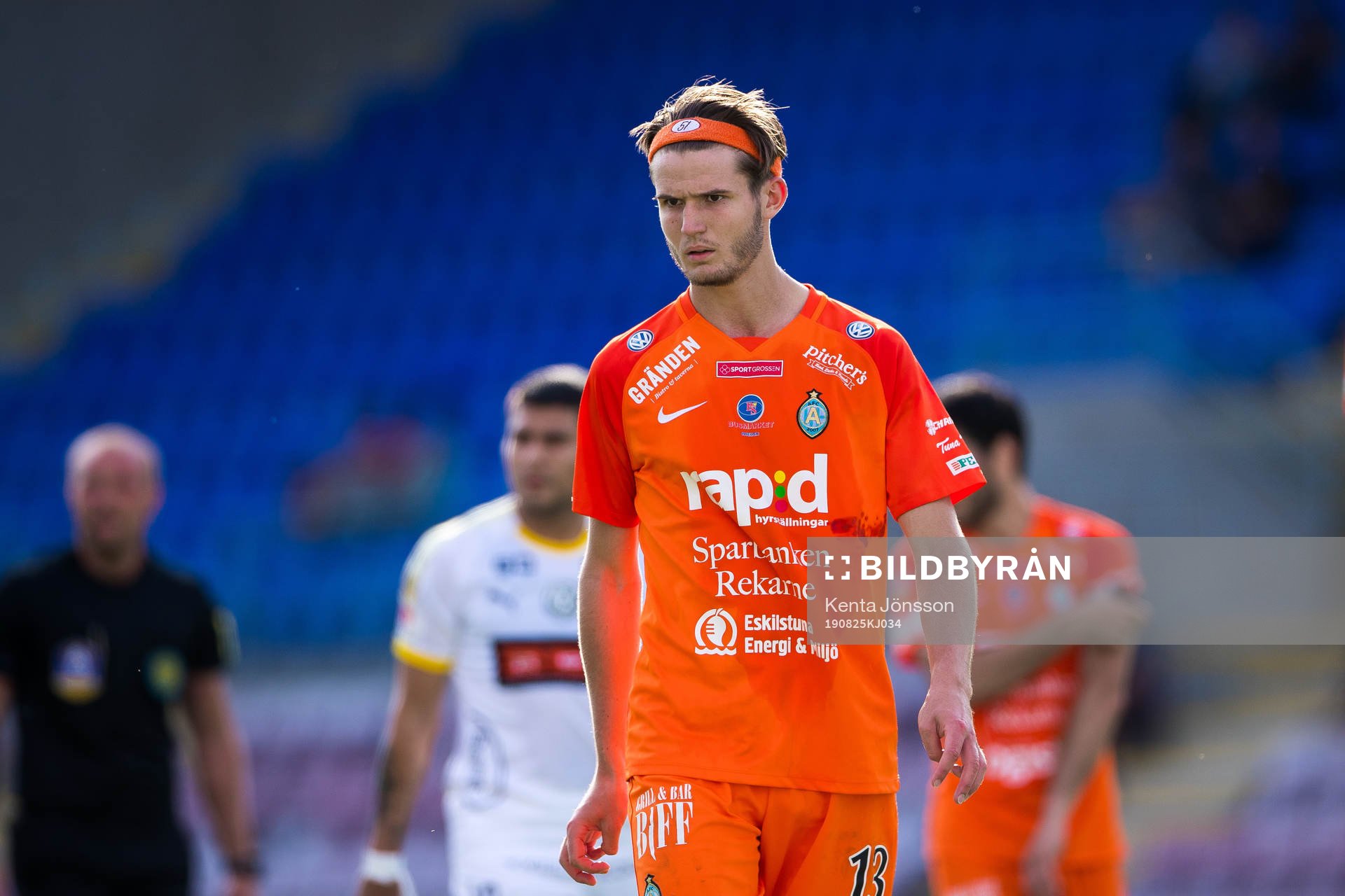 AFC Eskilstunas Wilhelm Loeper deppar