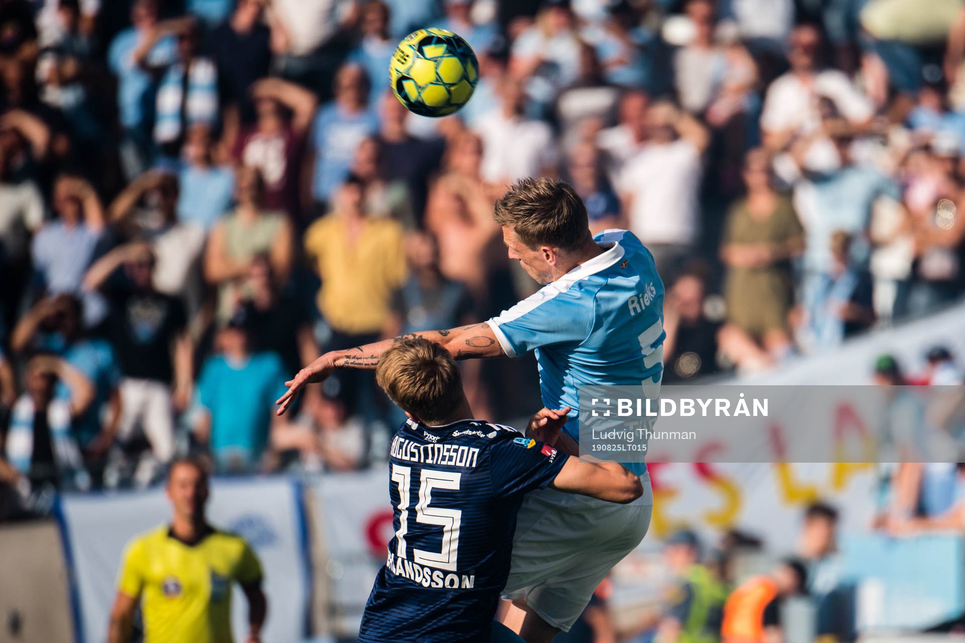 Djurgårdens Jonathan Augustinsson och Malmö FFs Sören