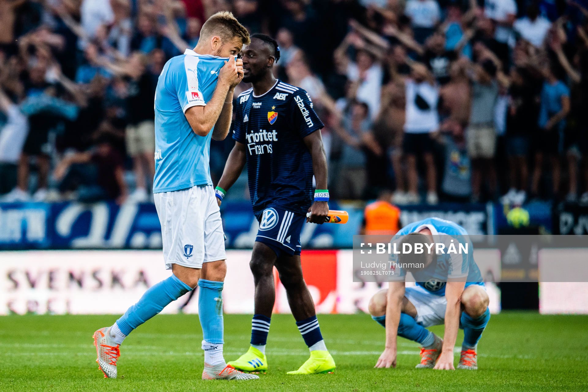 Malmö FFs Rasmus Bengtsson deppar