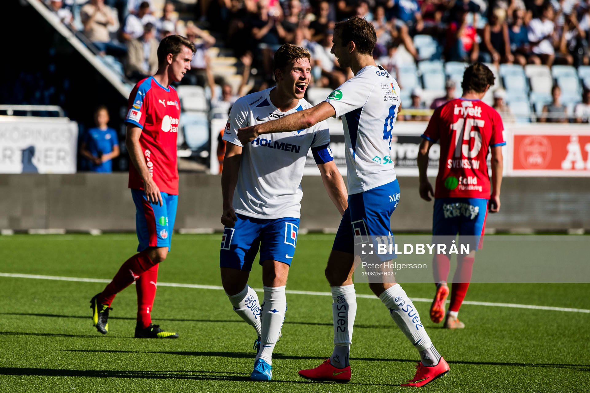 IFK Norrköpings Lars Krogh Gerson jublar