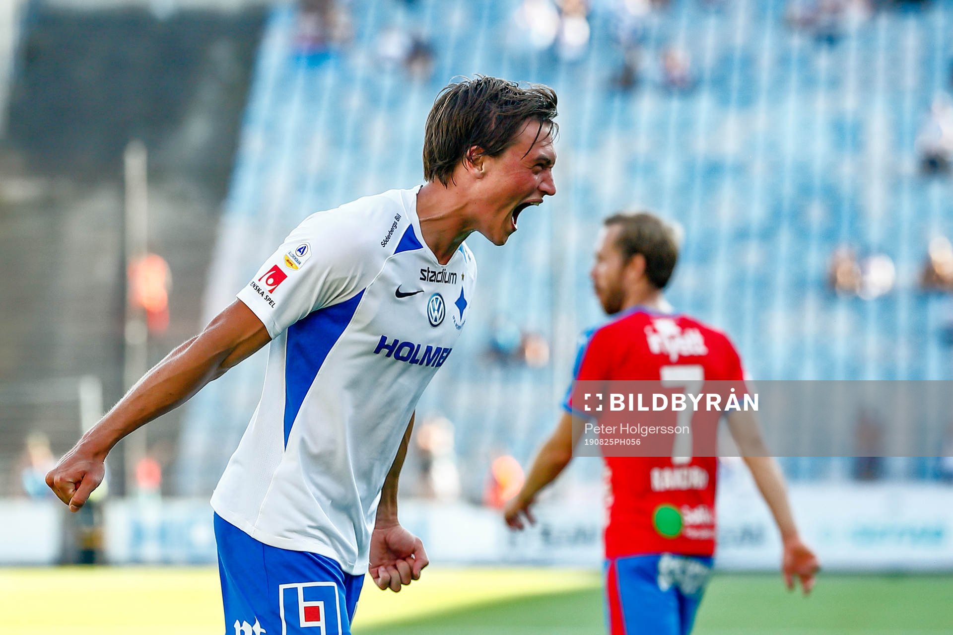 IFK Norrköpings Rasmus Lauritsen jublar och Helsingborgs