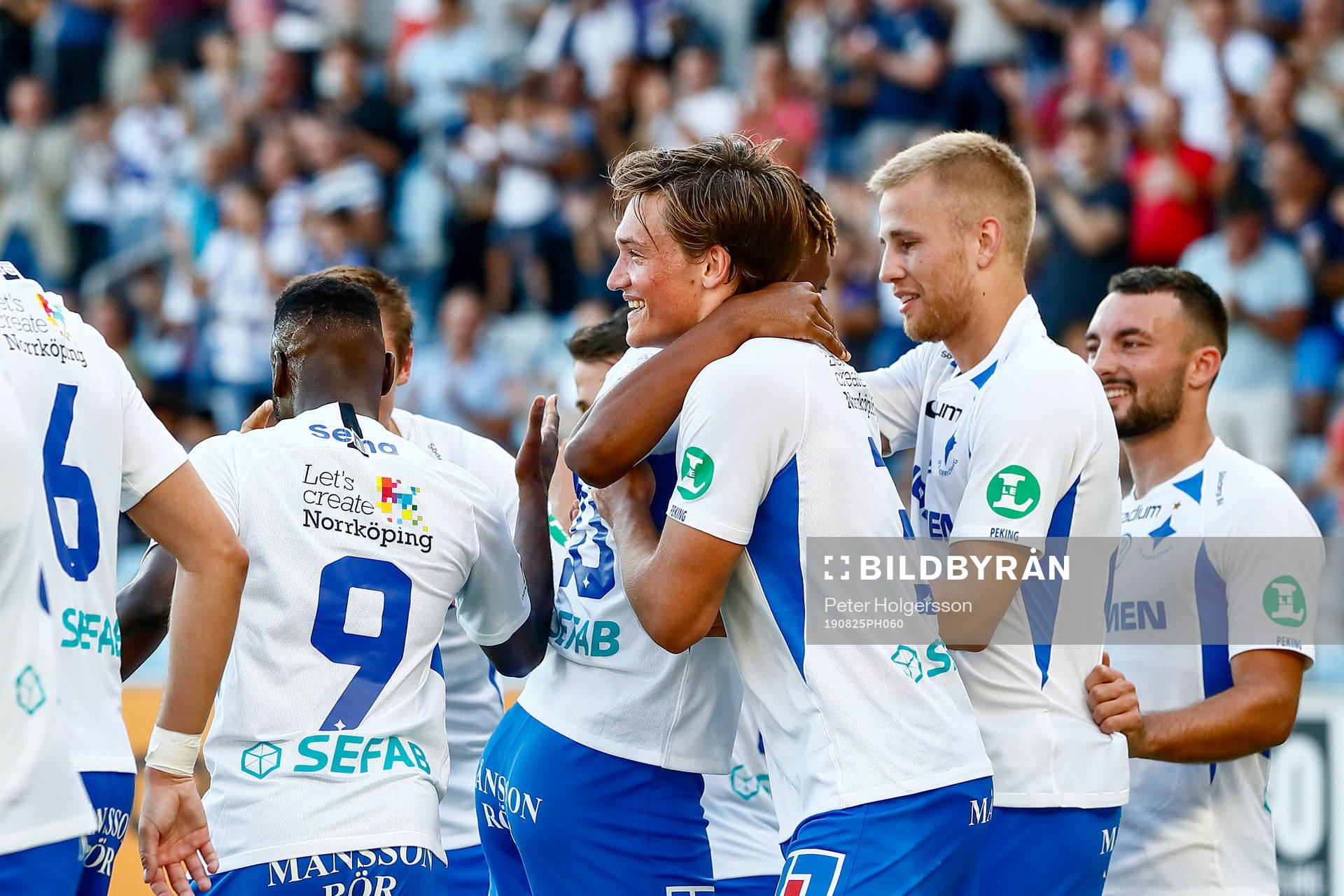 IFK Norrköpings Rasmus Lauritsen jublar