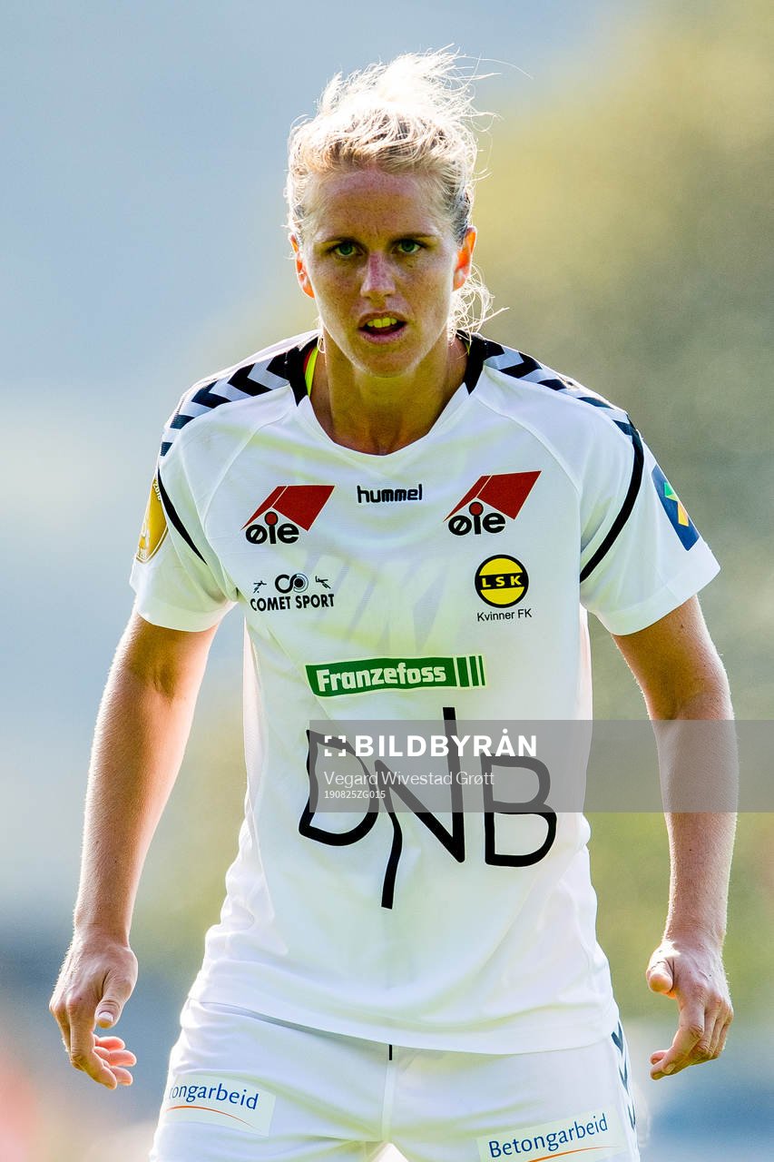 Elise Thorsnes of LSK Kvinner