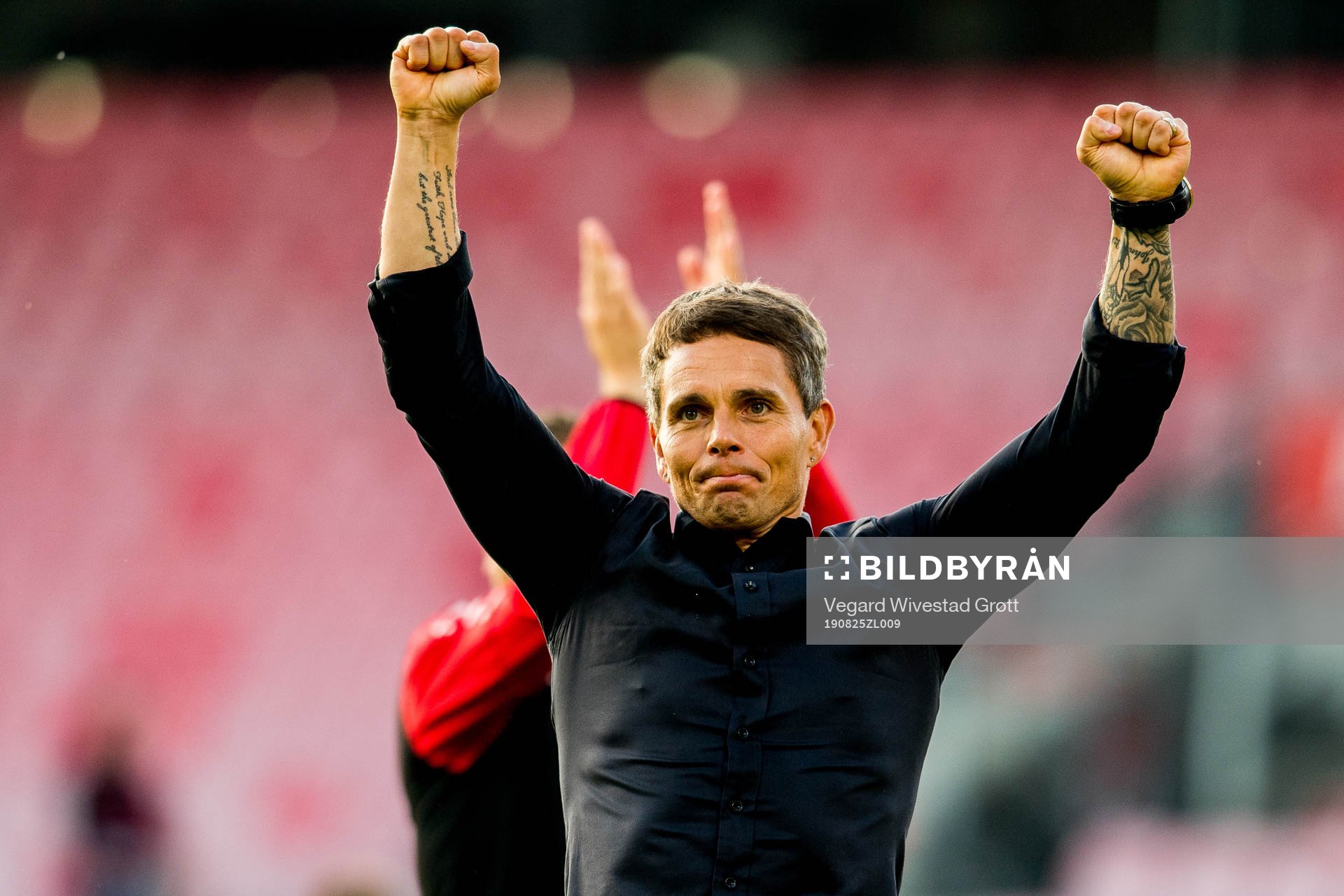 Simo Valakari, head coach of Tromsø, celebrates