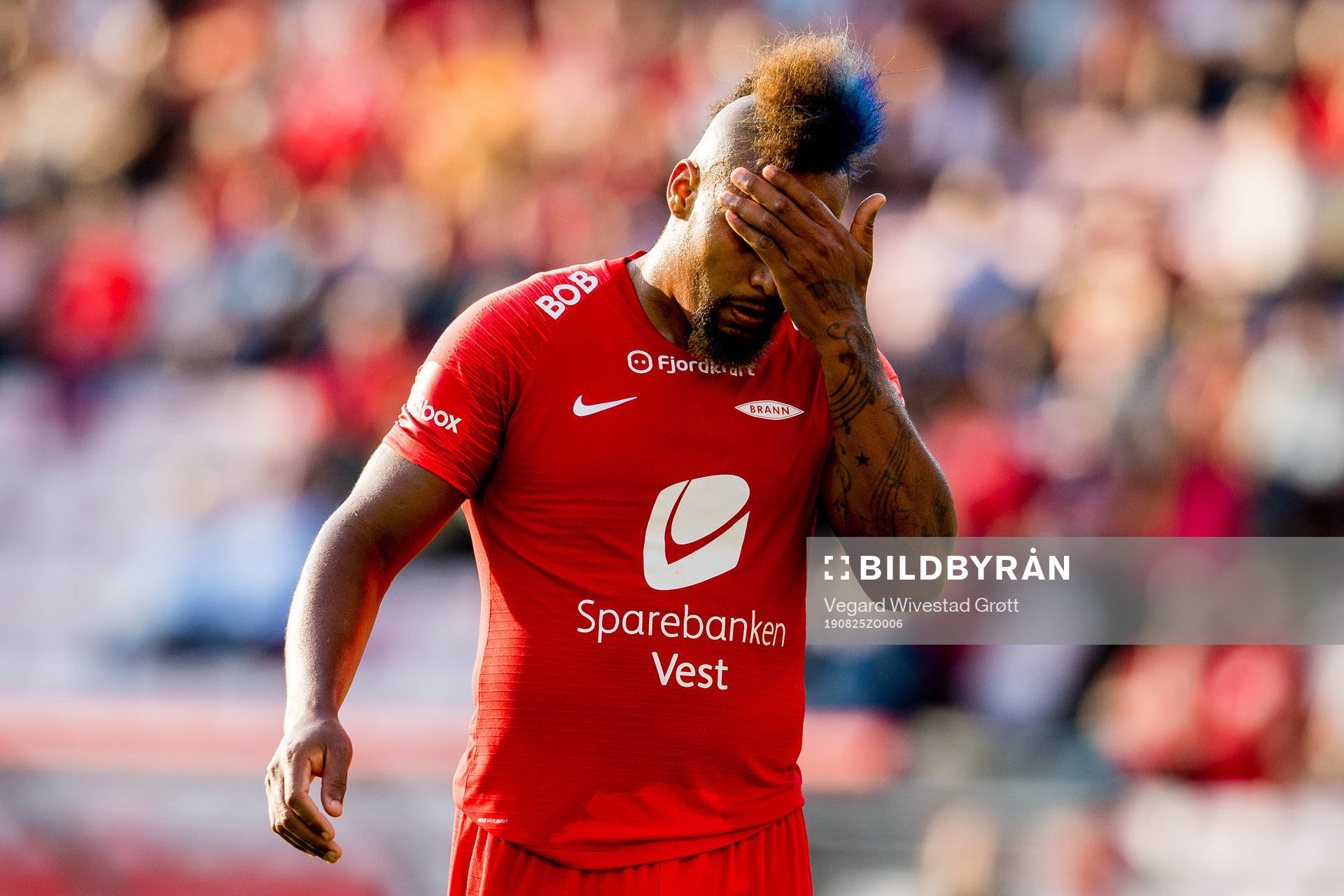 Bismar Acosta of Brann looks dejected