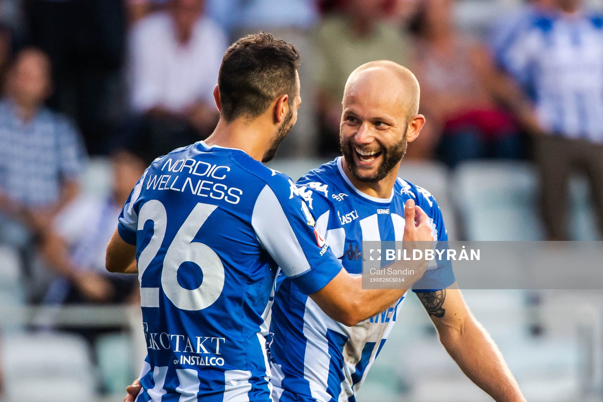 IFK Göteborgs Robin Söder jublar med André Calisir