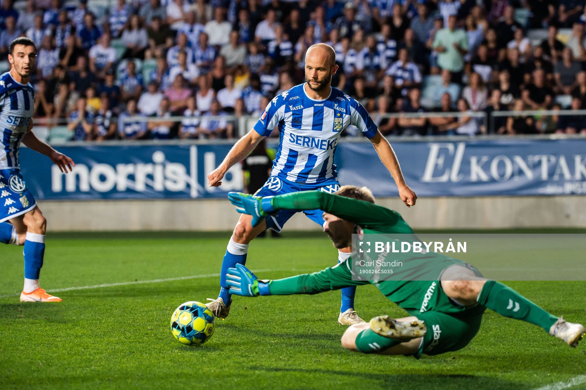 IFK Göteborgs Robin Söder gör 4-0 bakom Kalmars målvakt