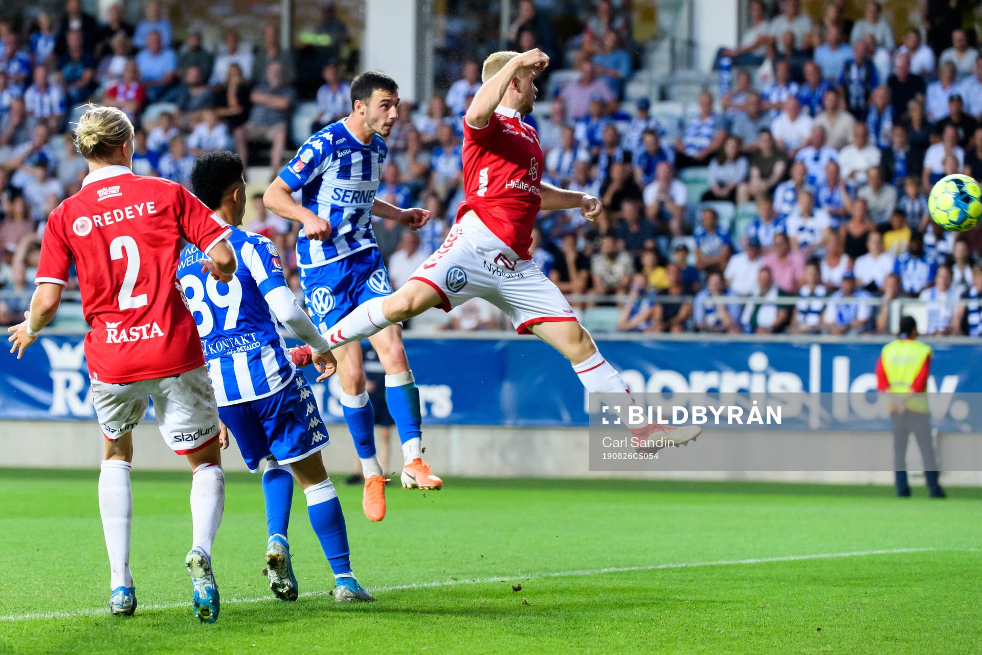 IFK Göteborgs Giorgi Kharaishvili nickar bollen till 3-0