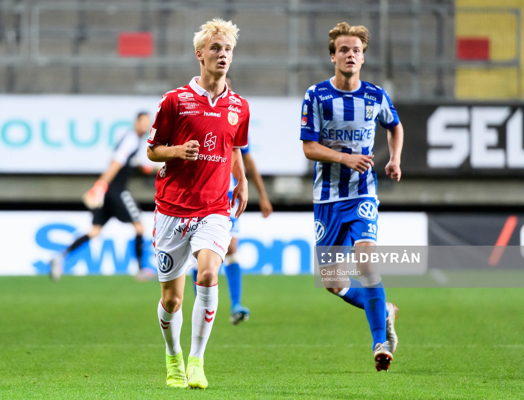 Kalmars Carl Gustafsson och IFK Göteborgs August Erlingmark