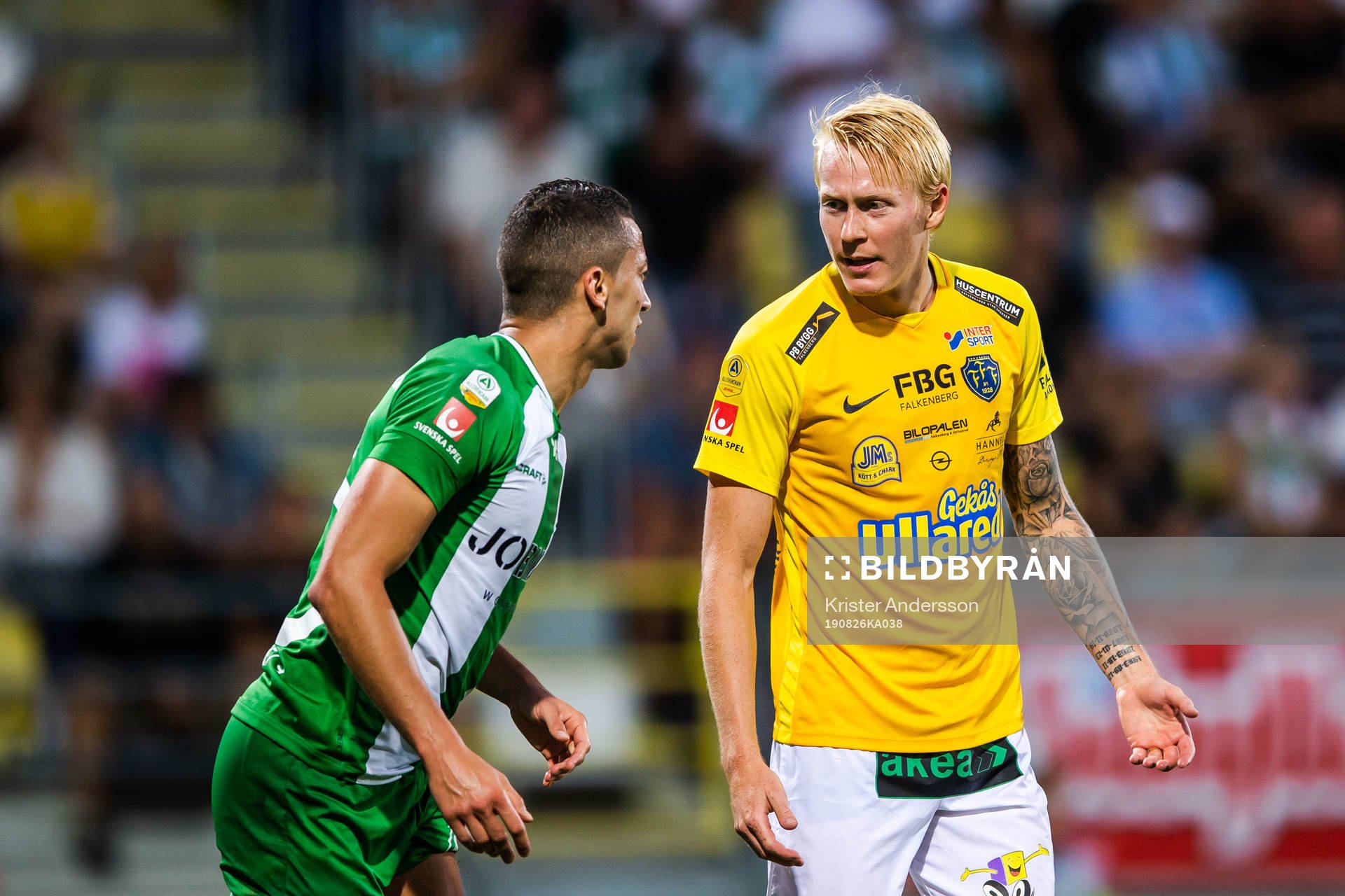Hammarbys Nikola Djurdjic i samtal med Falkenbergs Ludvig