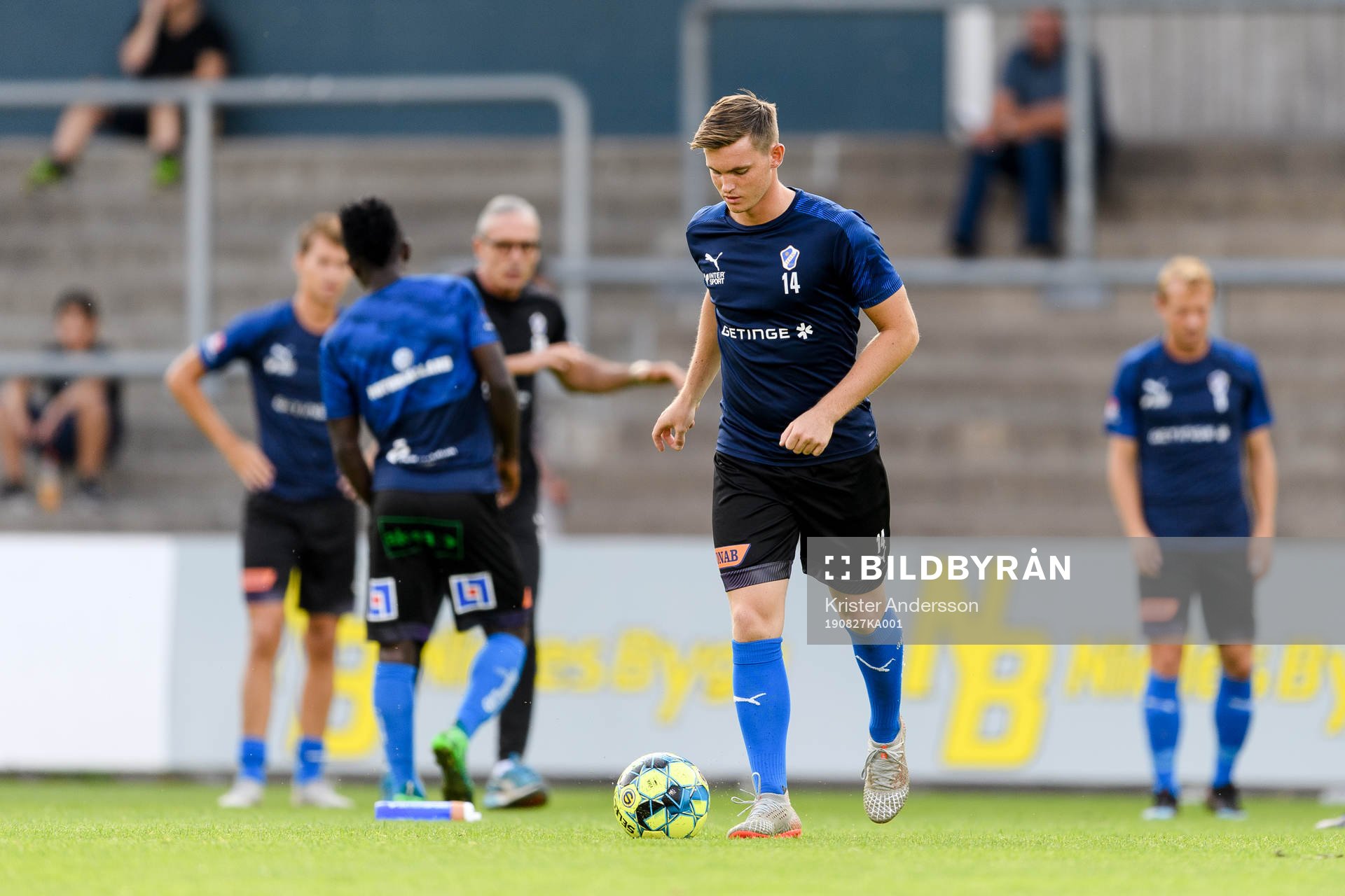 Halmstads Jonathan Svedberg före fotbollsmatchen i