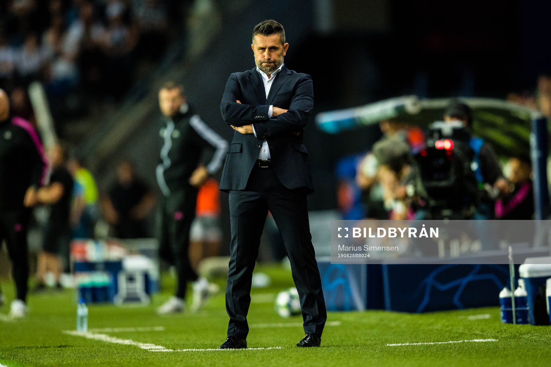 Nenad Bjelica, head coach of Dinamo Zagreb, looks dejected