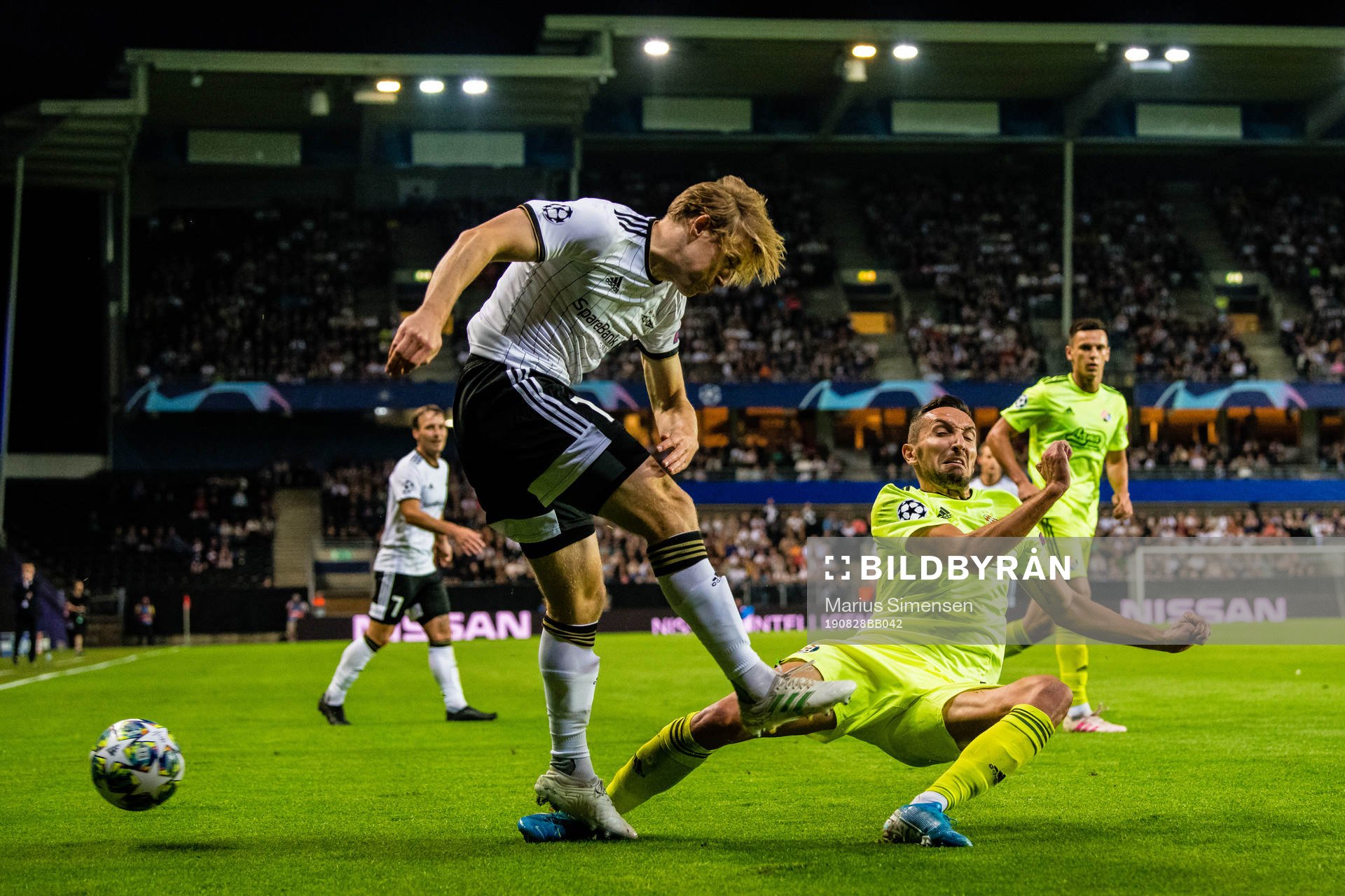 Babajide David Akintola of Rosenborg and Marin Leovac of