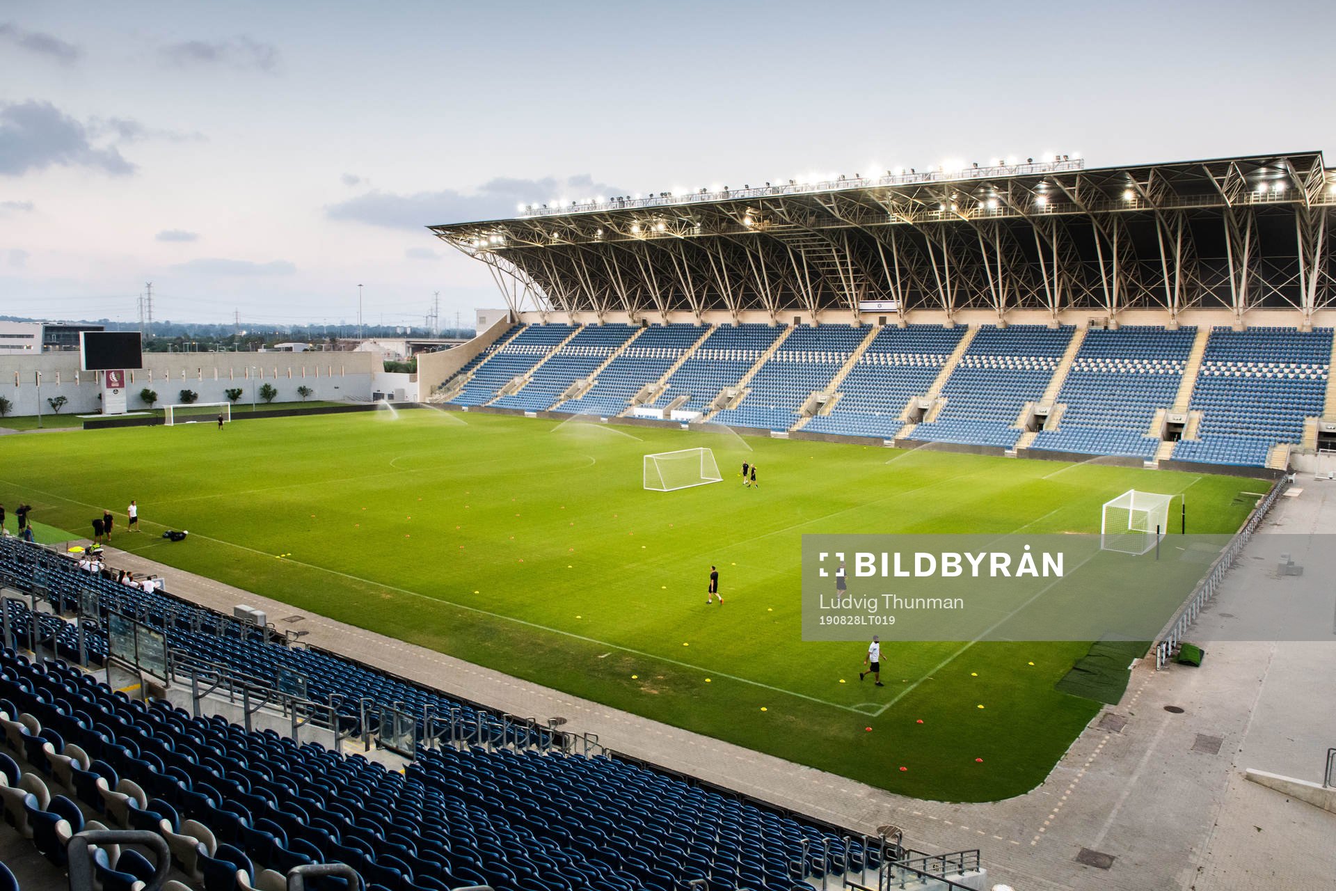 A general view over Hamoshava stadium