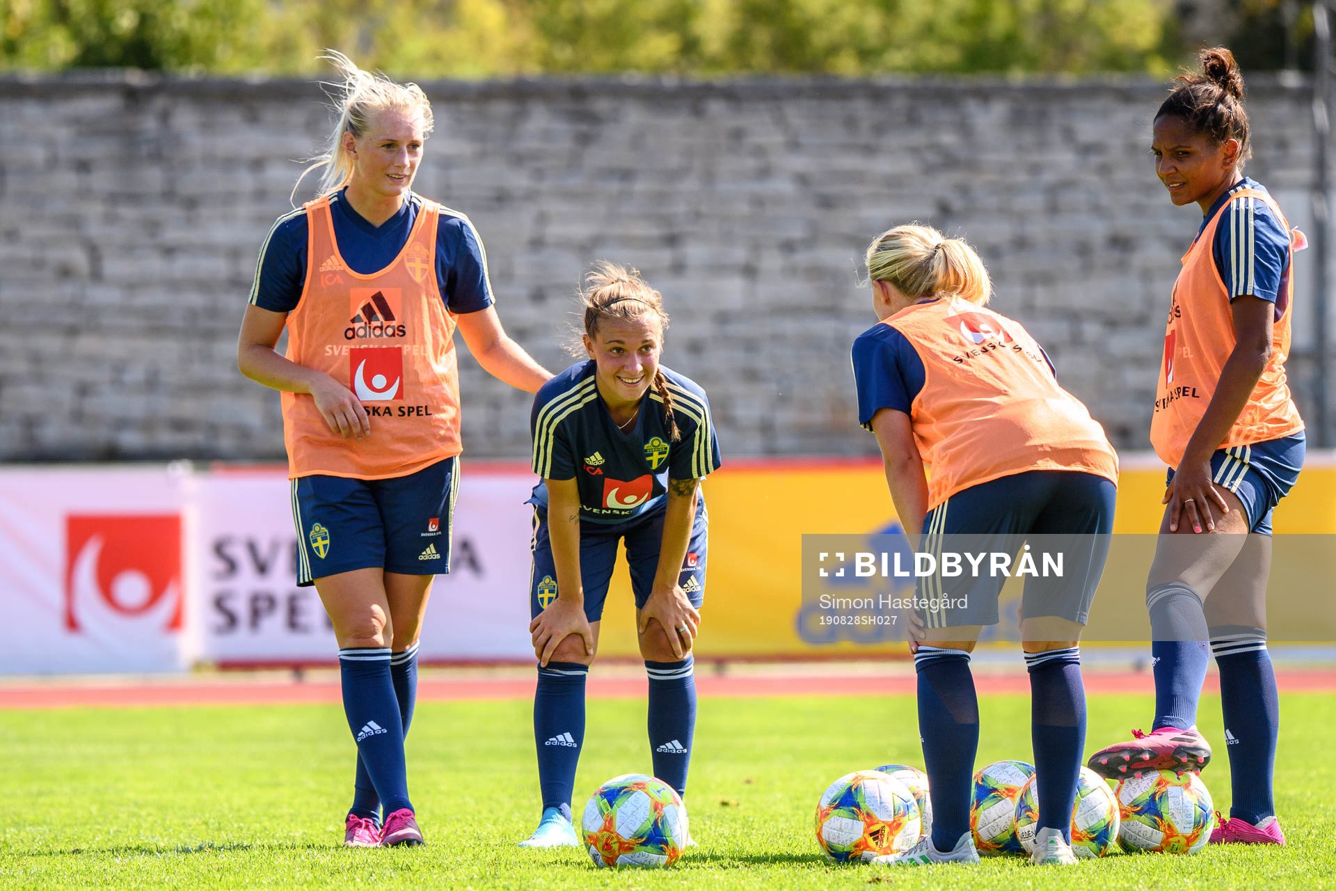 Stina Blackstenius, Julia Zigiotti Olle and Madelen Janogy