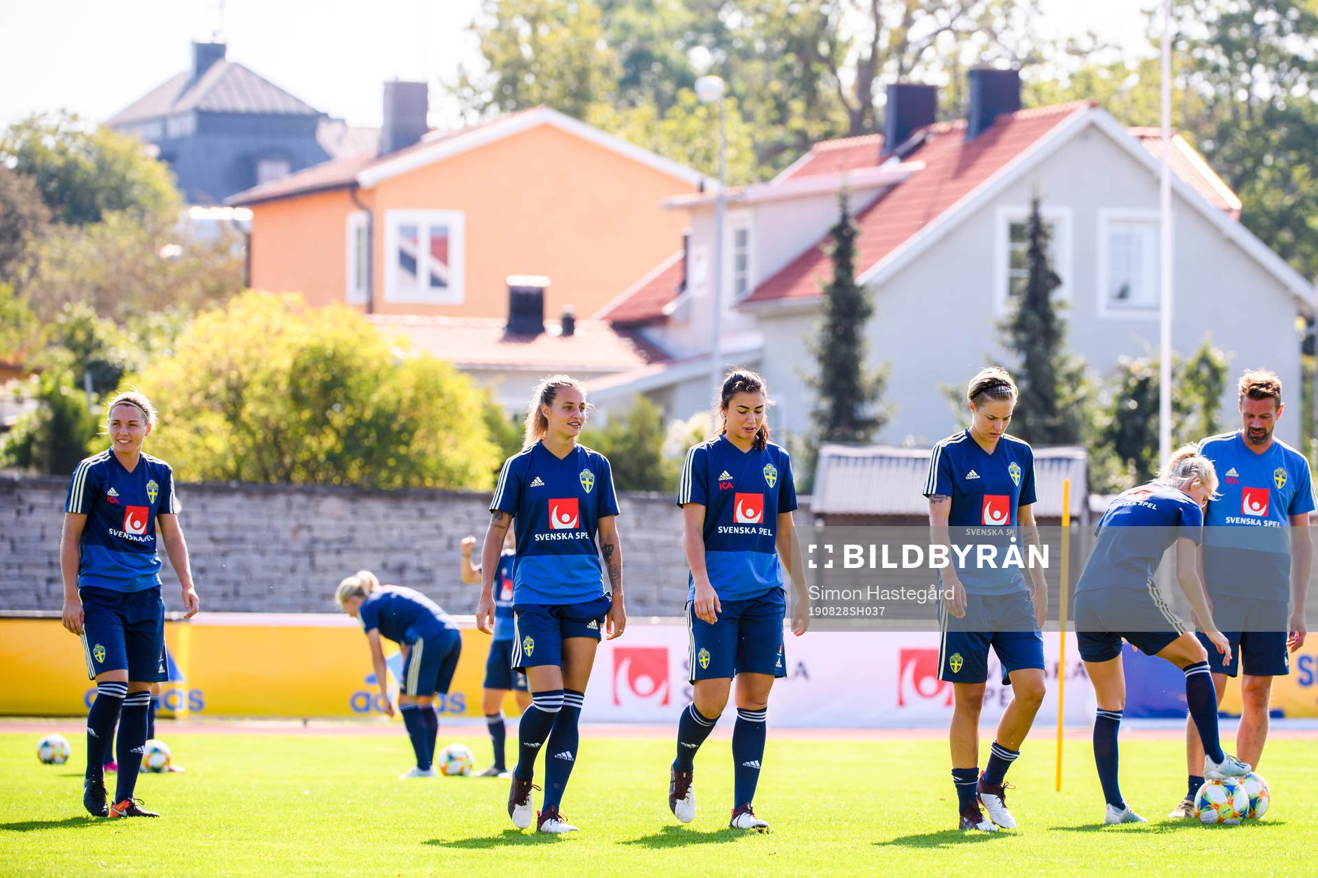 Goalkeeper Jennifer Falk, Nathalie Björn, goalkeeper