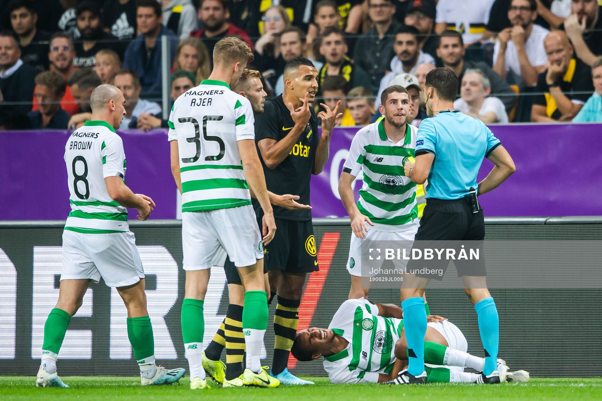 Nabil Bahoui of AIK receives a varning from referee Nikola