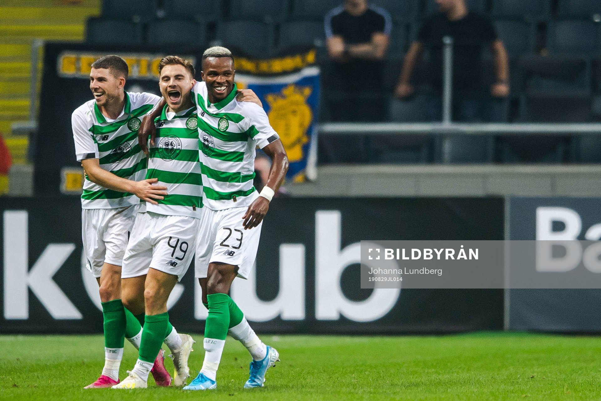James Forrest of Celtic celebrate with teammates
