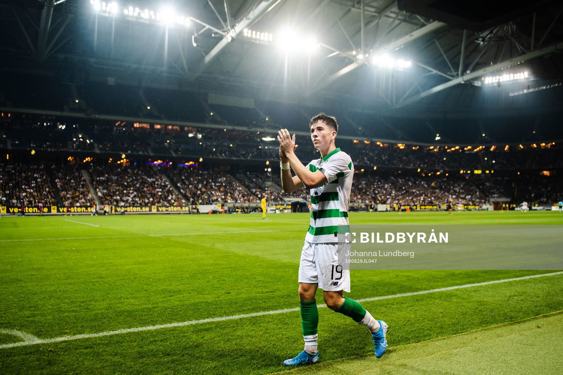 Michael Hohnston of Celtic thank the supporters