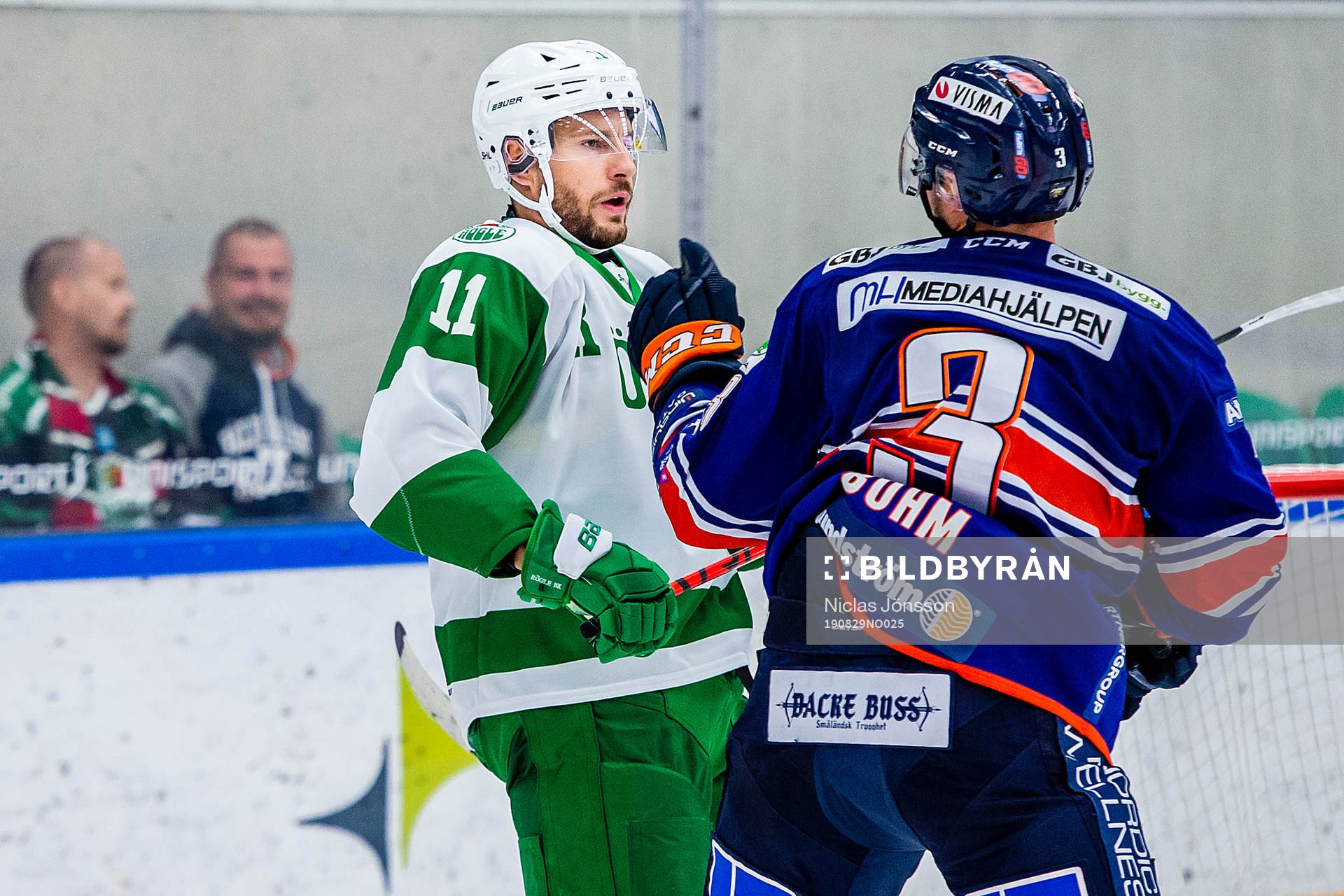Rögles Mattias Sjögren och Växjös Oliver Bohm
