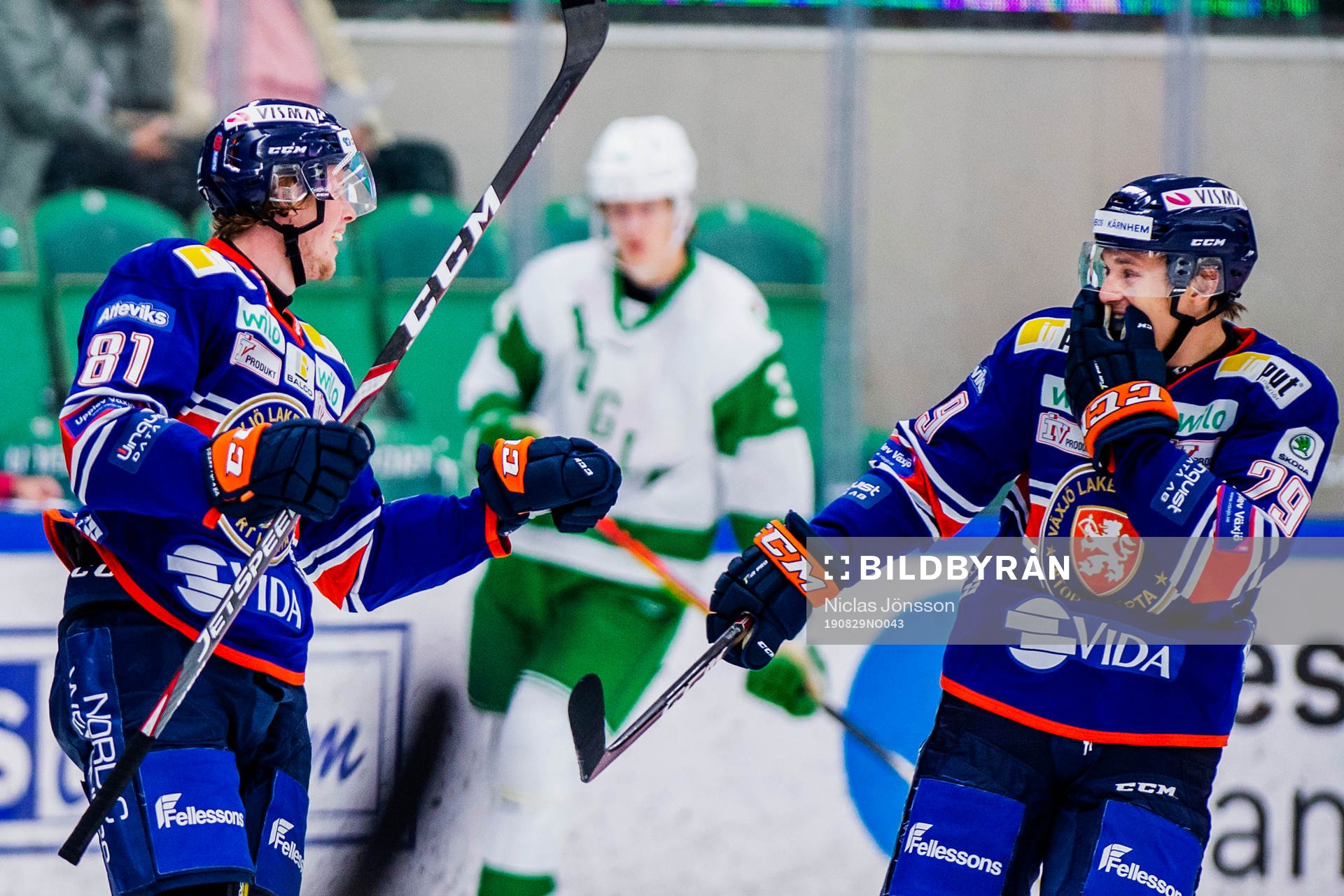 Växjös Fredrik Karlström jublar