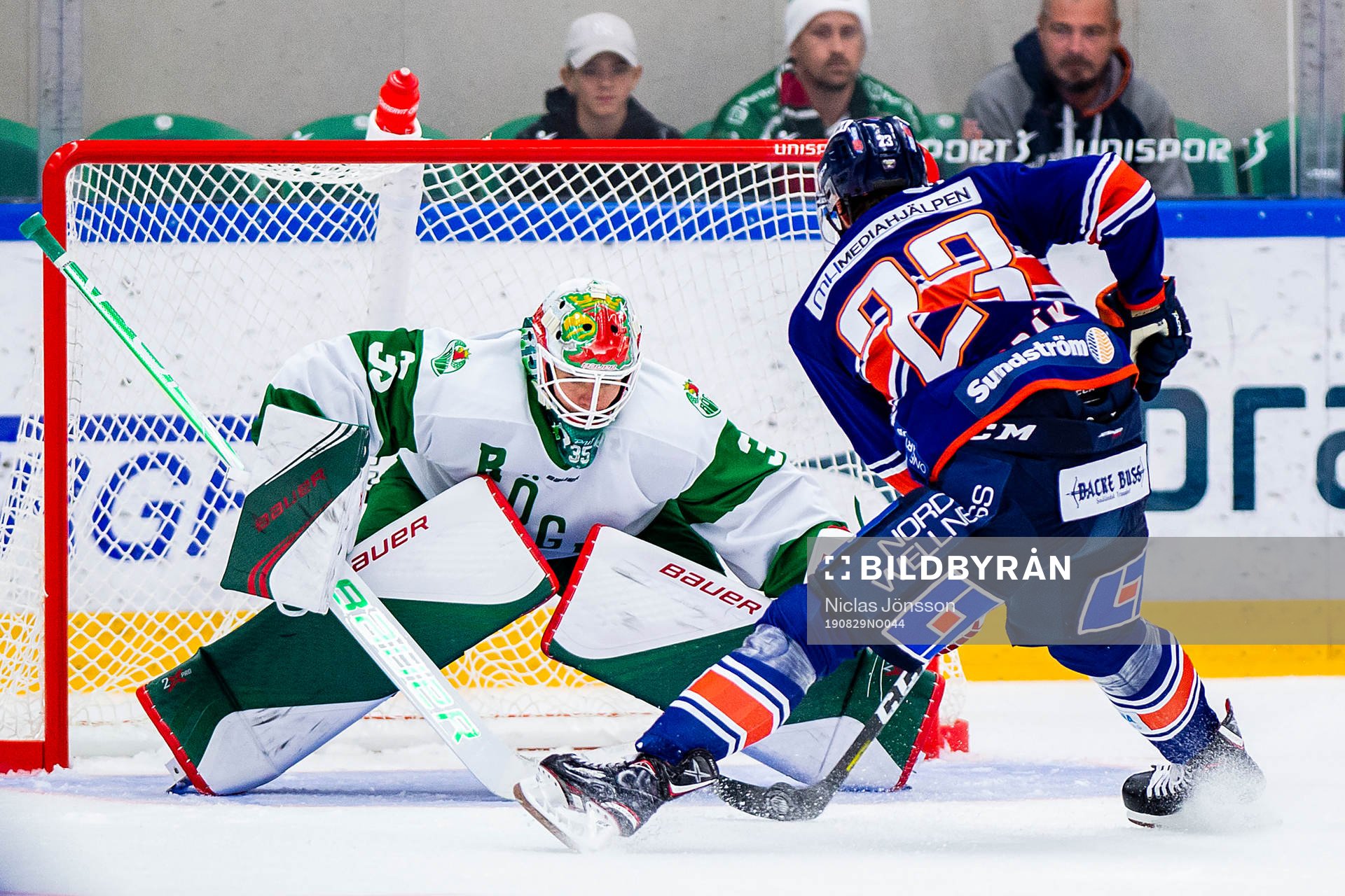 Rögles målvakt Roman Will