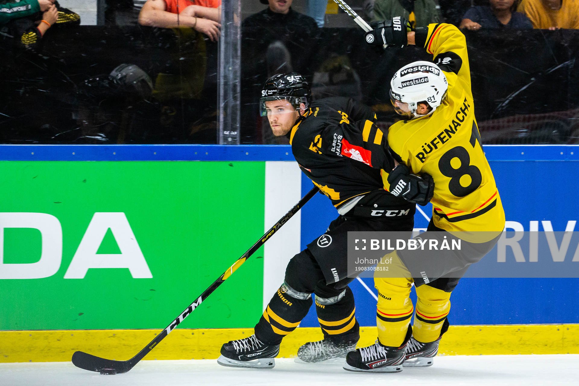 Arvid Lundberg of Skellefteå and Thomas Rüfenacht of Bern