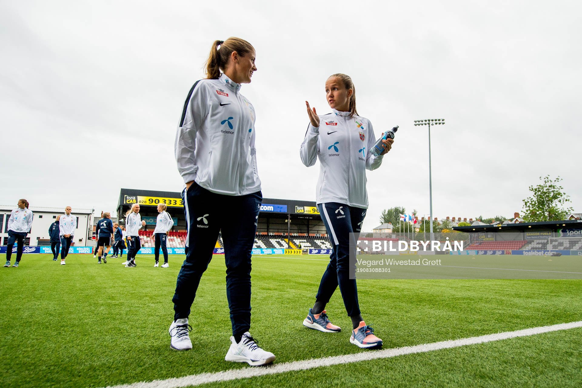 Maren Mjelde and Guro Reiten of Norway