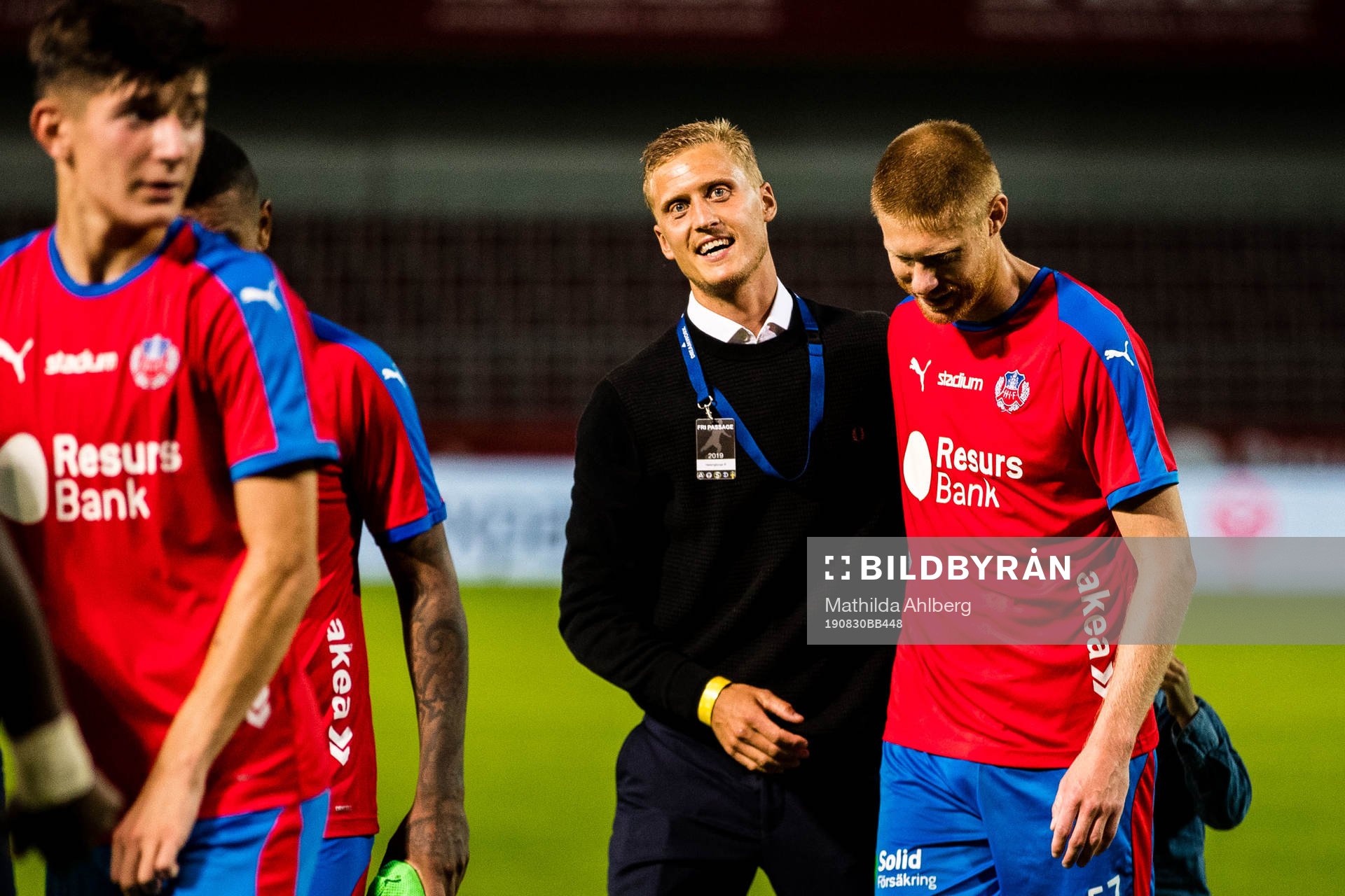 Helsingborgs målvakt Pär Hansson och Markus Holgersson jublar ihop efter fotbollsmatchen i Allsvenskan mellan Helsingborg och Östersund den 30 augusti 2019 i Helsingborg .