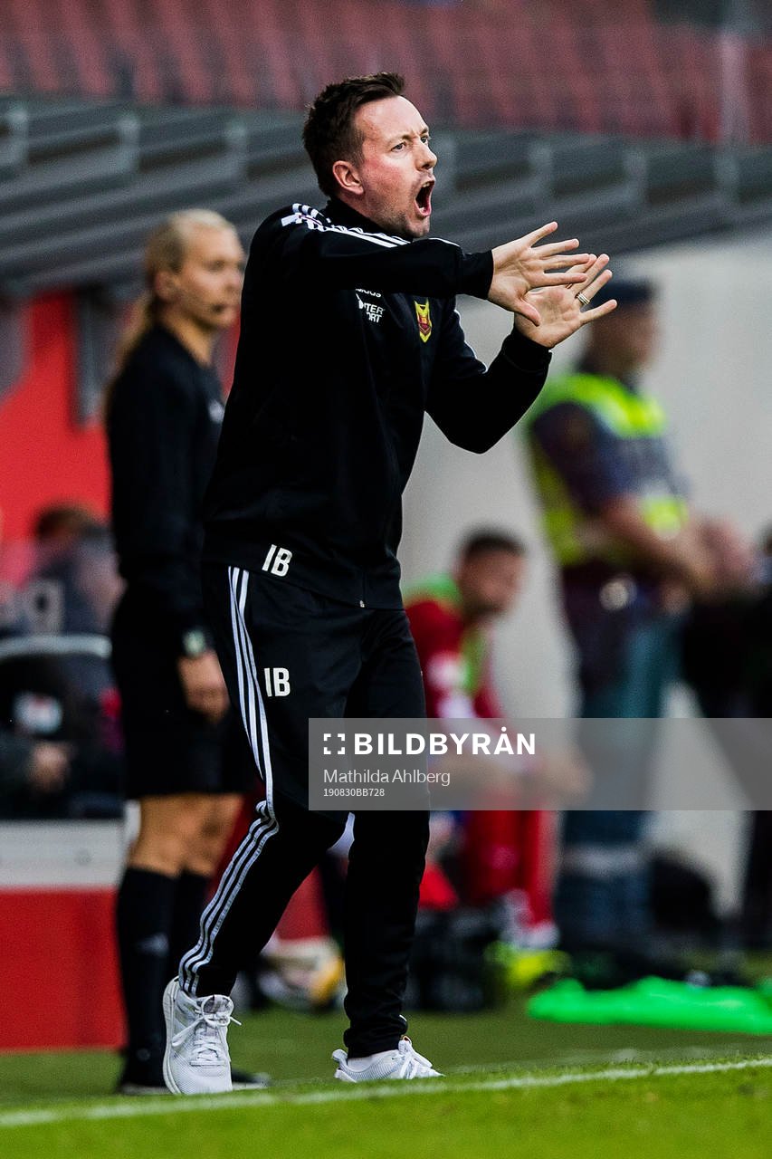 Östersunds tränare Ian Burchnall
