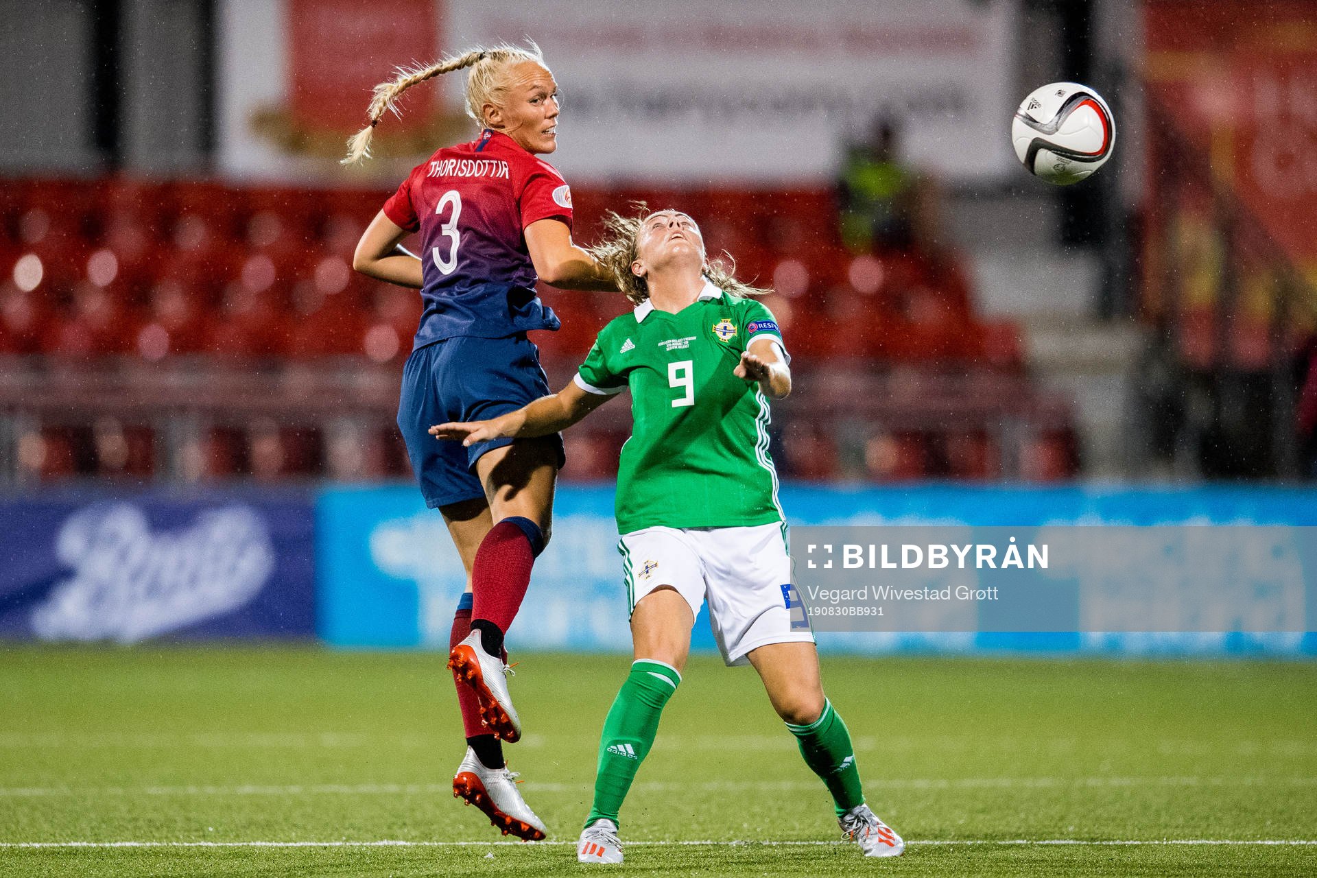 Maria Thorisdottir of Norway and Simone Magill of Northern