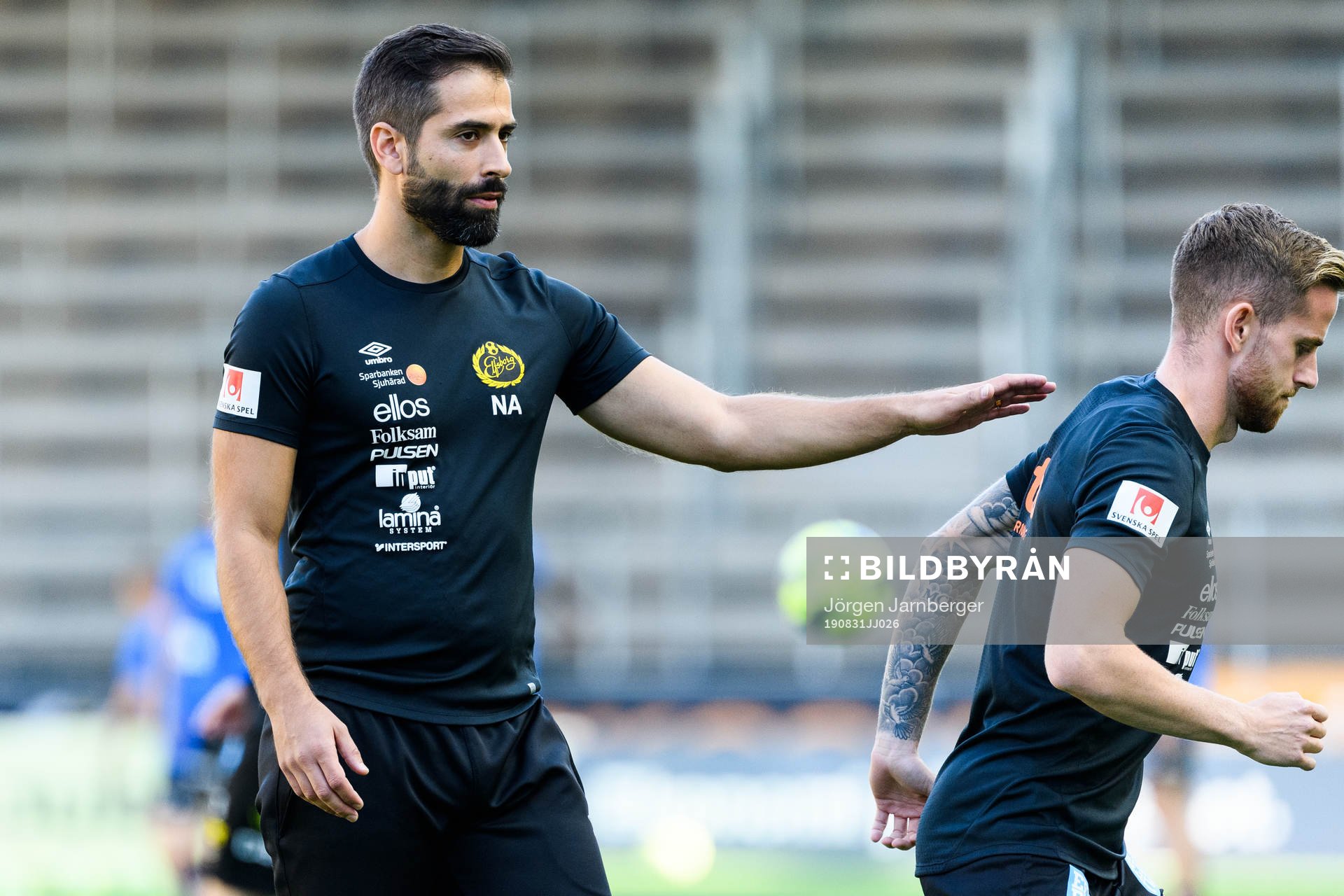 Elfsborgs assisterande manager Nuno De Almeida under uppvärmningen inför fotbollsmatchen i Allsvenskan mellan Elfsborg och Sirius den 31 augusti 2019 i Borås.
