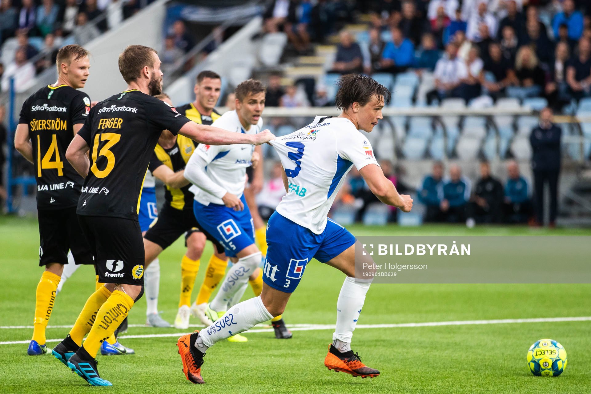 IFK Norrköpings Rasmus Lauritsen och Hammarbys Mads Fenger