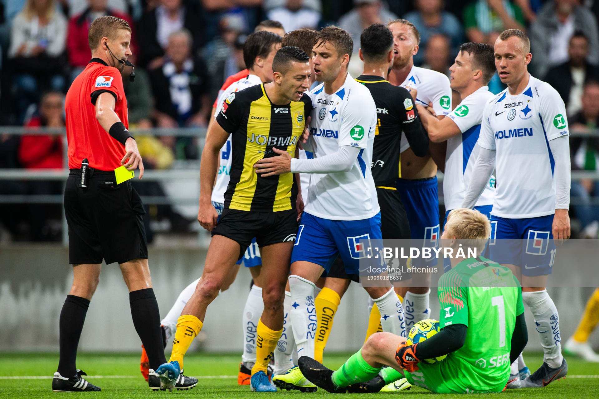 Hammarbys Nikola Djurdjic i dispyt med IFK Norrköpings