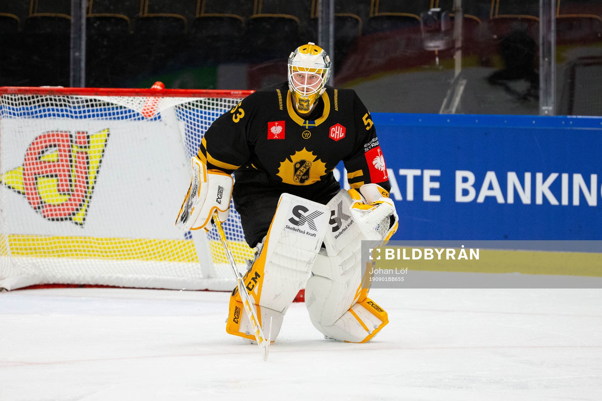 Goalkeeper Oskar Östlund of Skellefteå