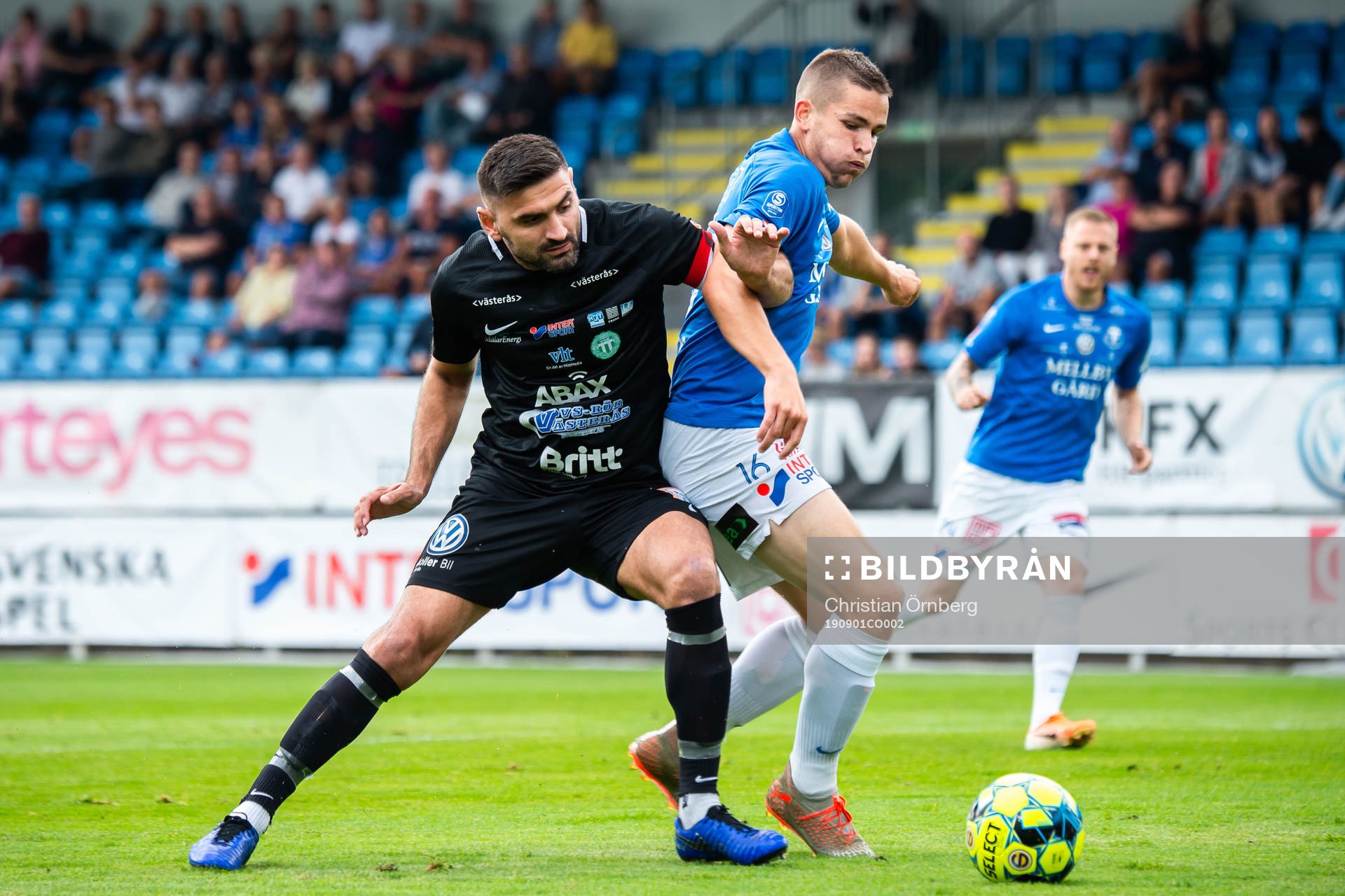 Västerås Ilir Berisha och Trelleborgs Oscar Johansson