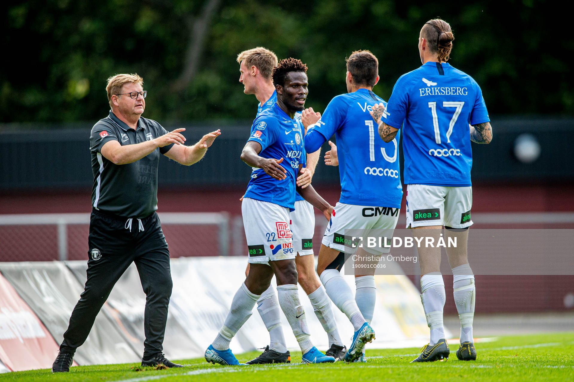 Trelleborgs Abdul Fatawu Safiu jublar lagkamraterna