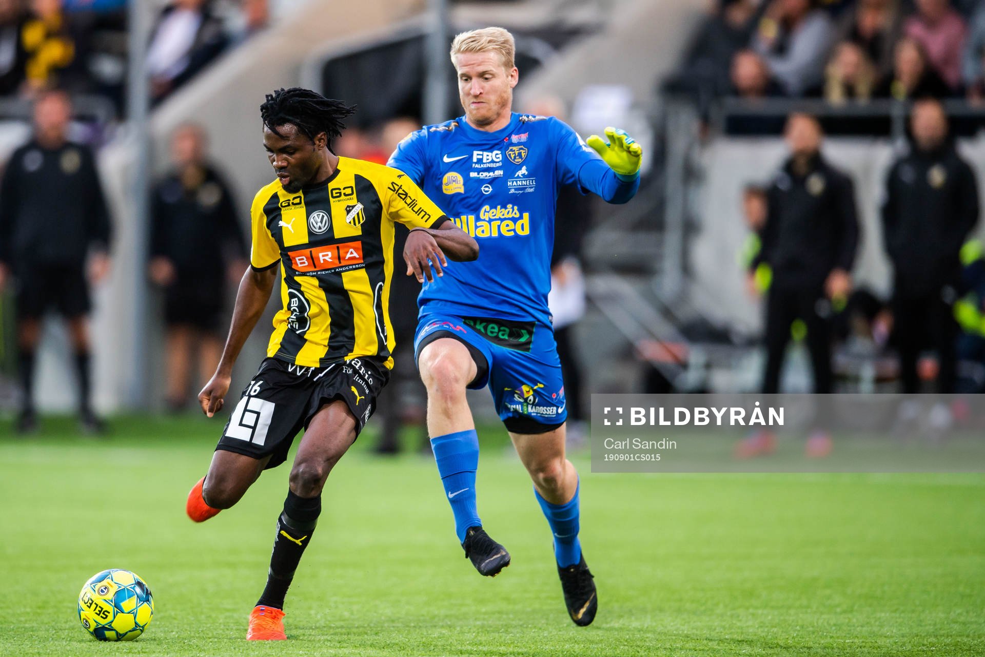 Häckens Kwame Kizito gör 3-1 bakom Falkenbergs målvakt