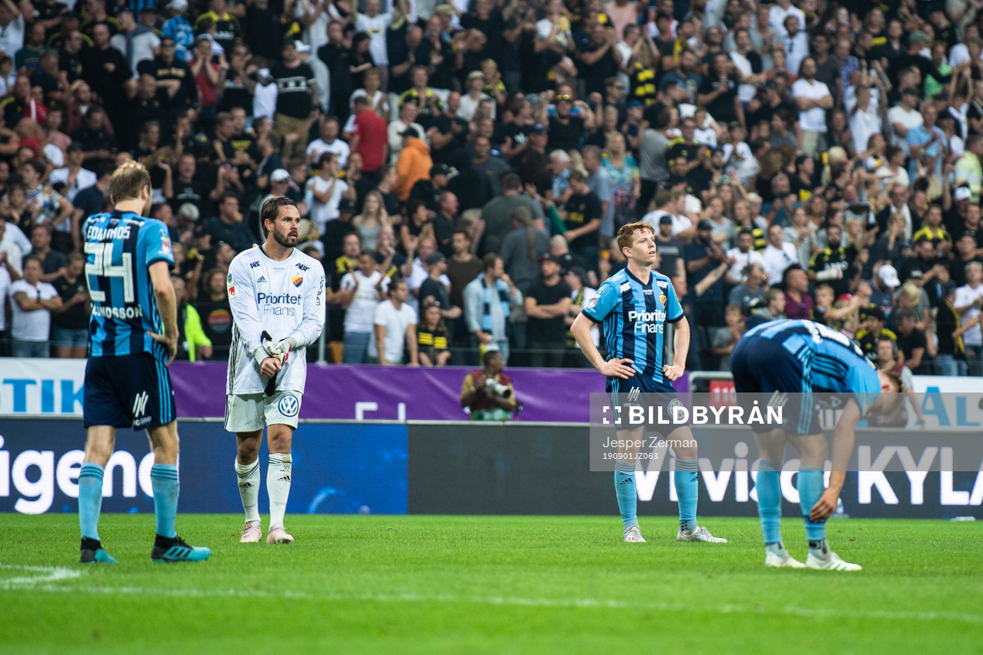 Djurgårdens Curtis Edwards, målvakt Tommi Vaiho, Aslak