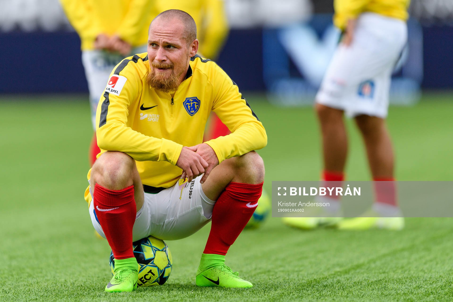 Falkenbergs Christoffer Carlsson före fotbollsmatchen i