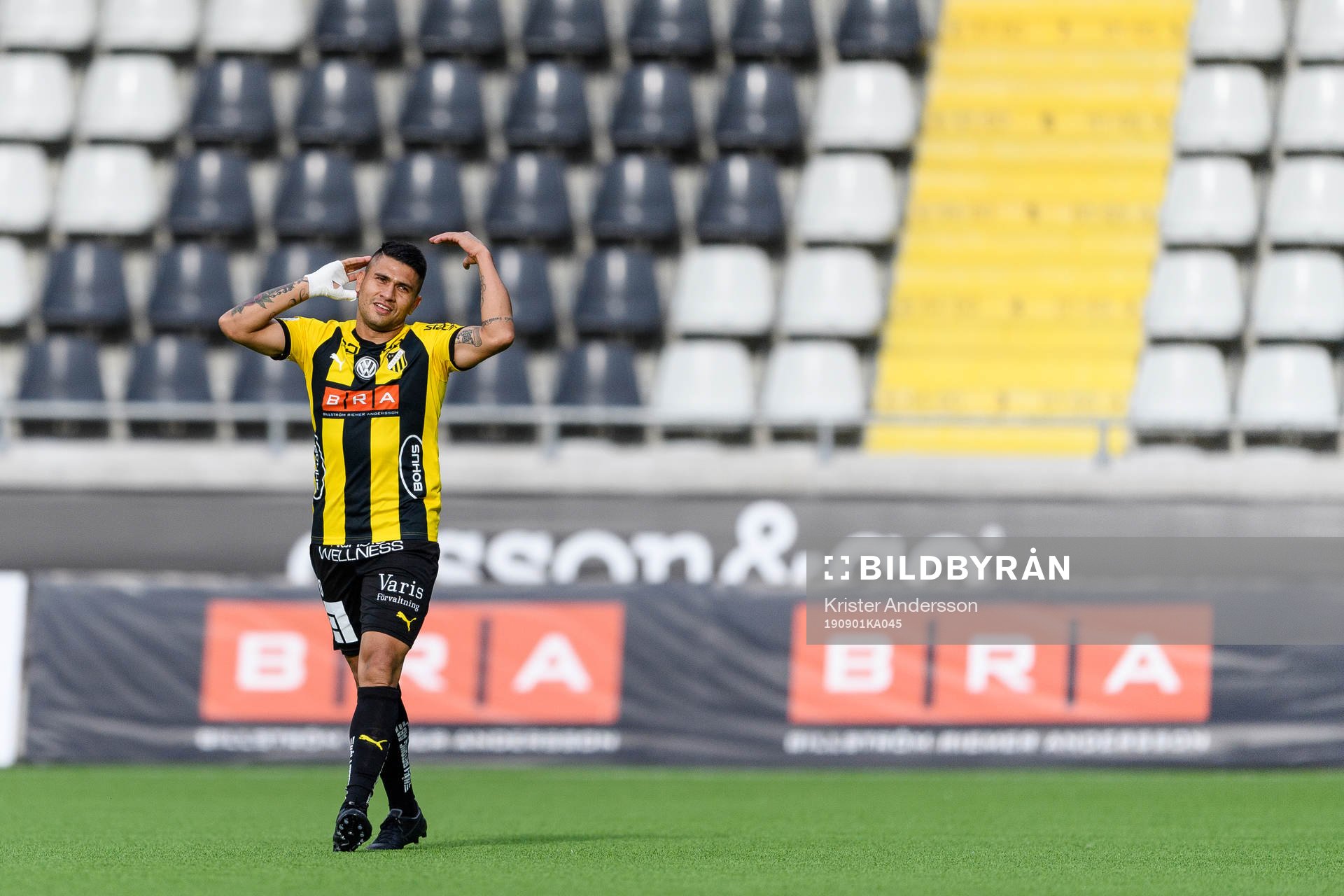 Häckens Paulinho jublar