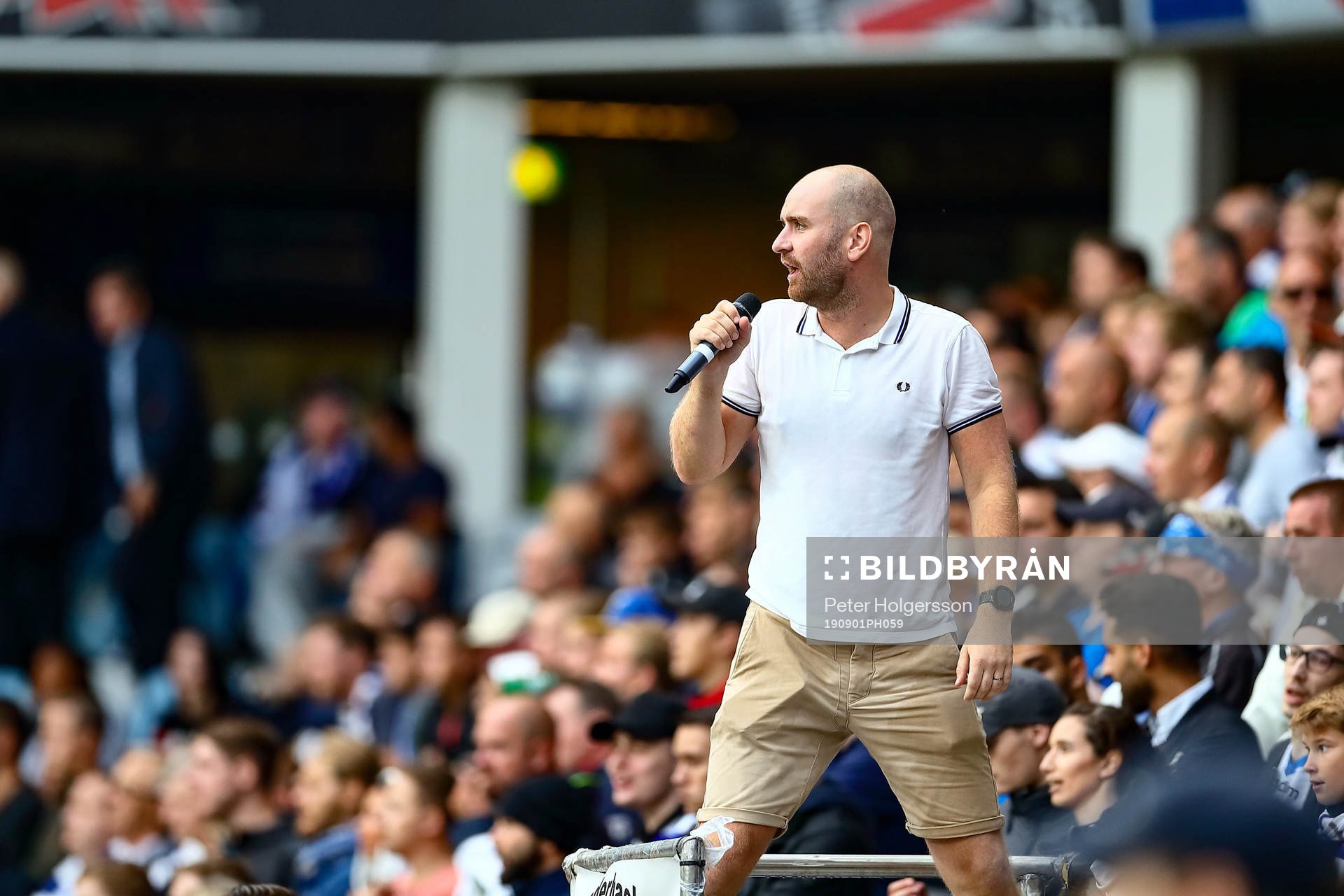 IFK Norrköpings klackledare Pontus Franzén under fotbollsmatchen i Allsvenskan mellan IFK Norrköping och Hammarby den 1 september 2019 i Norrköping.