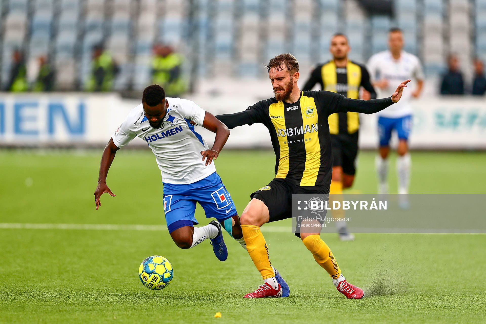 IFK Norrköpings Maic Sema  och Hammarbys Mads Fenger