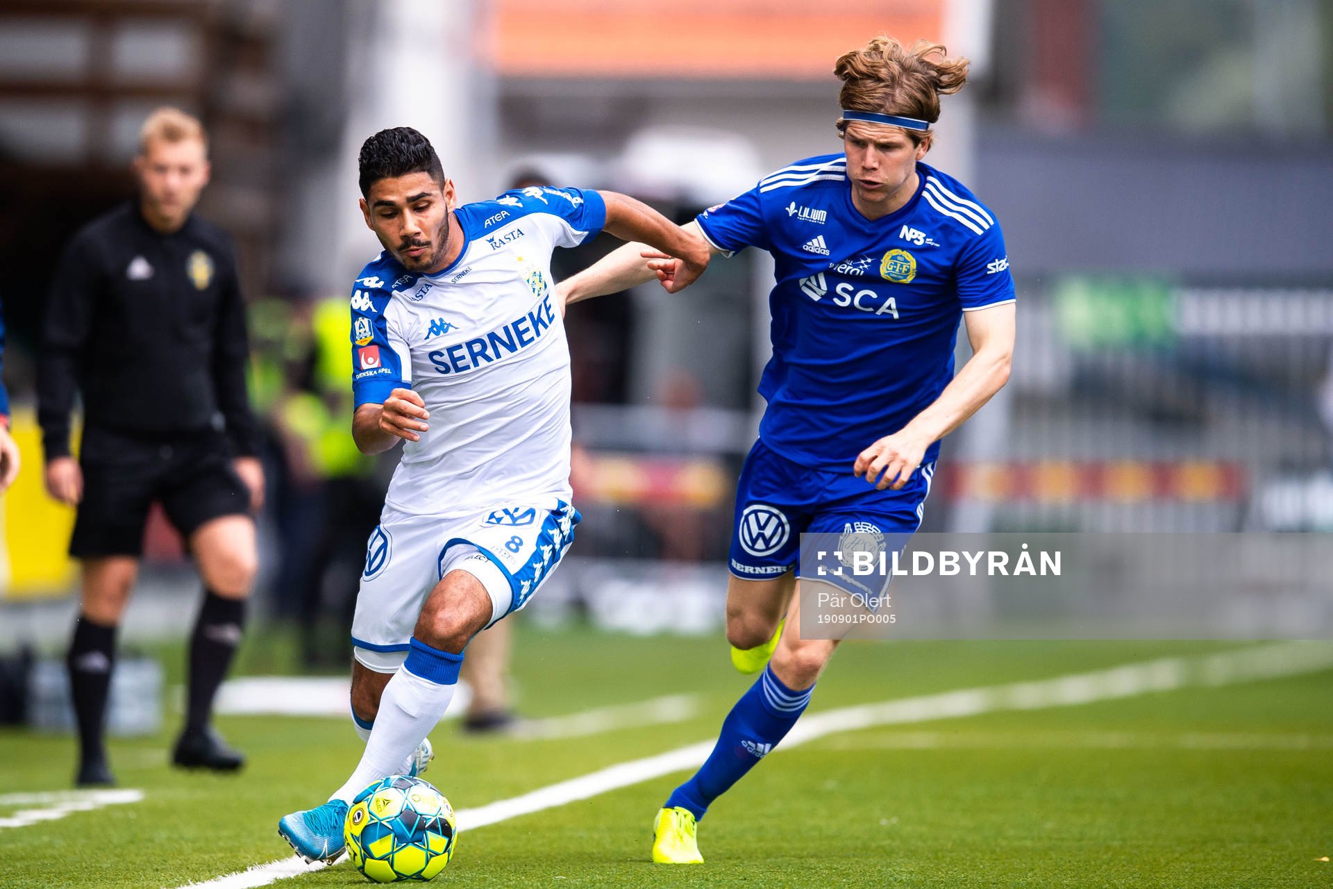 IFK Göteborgs Hosam Aiesh och Sundsvalls Oliver Berg