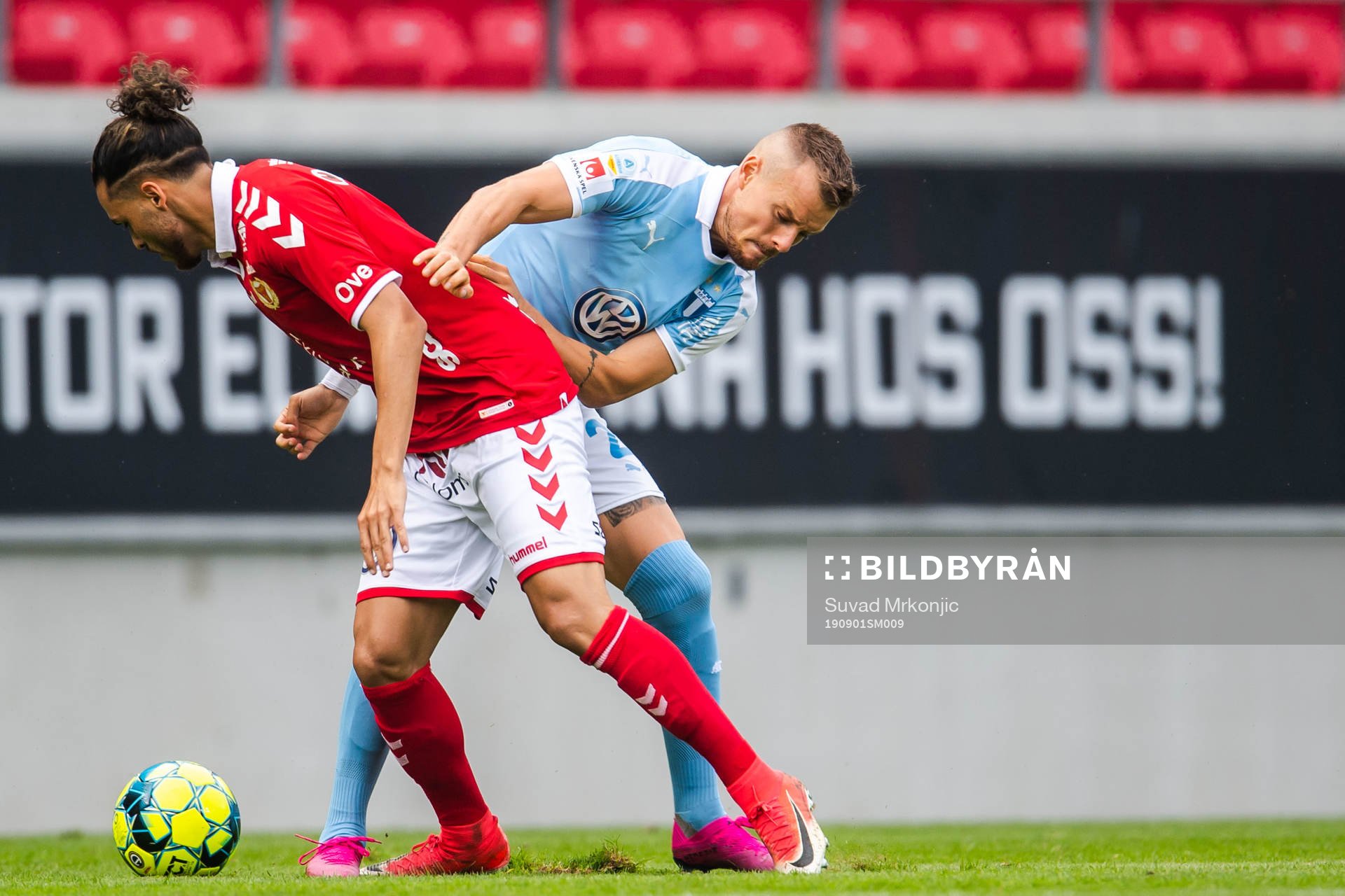 Kalmars Alexander Jakobsen och Malmö FFs Eric Larsson