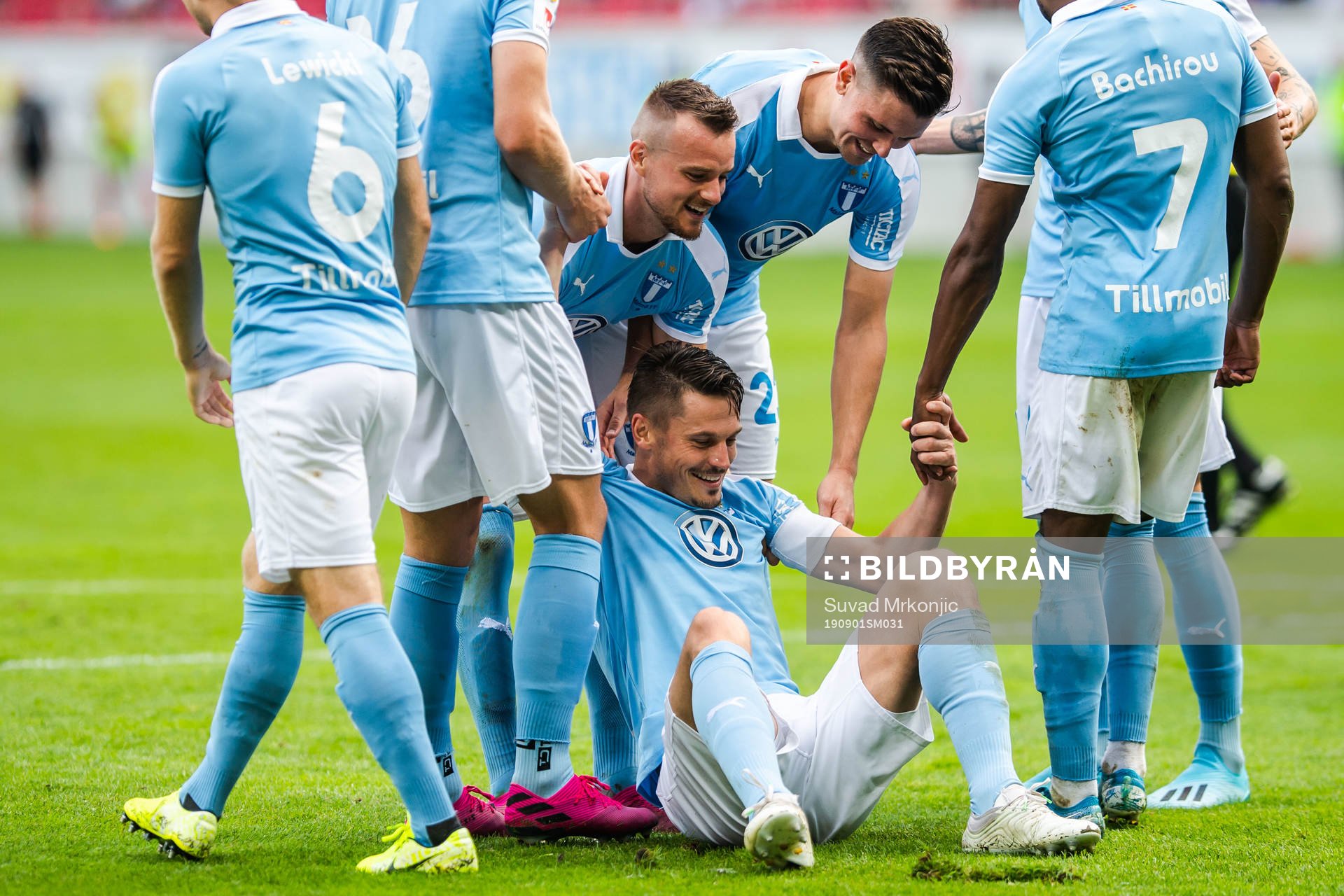 Malmö FFs Markus Rosenberg jublar med lagkamrater
